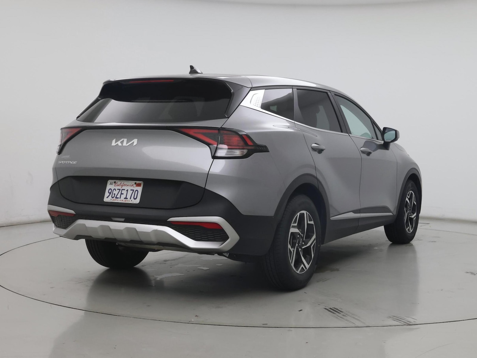 2023 Kia Sportage LX - Photo 9