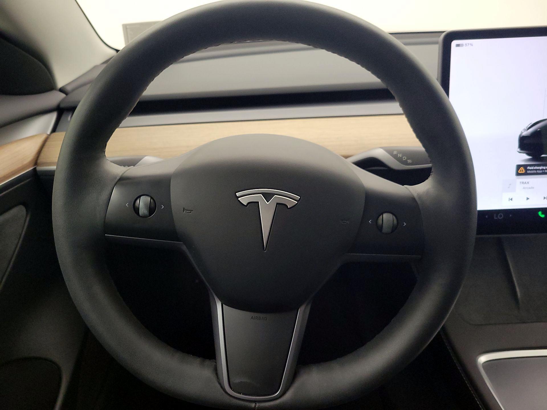 Thumbnail: 2023 Tesla Model 3 - 10