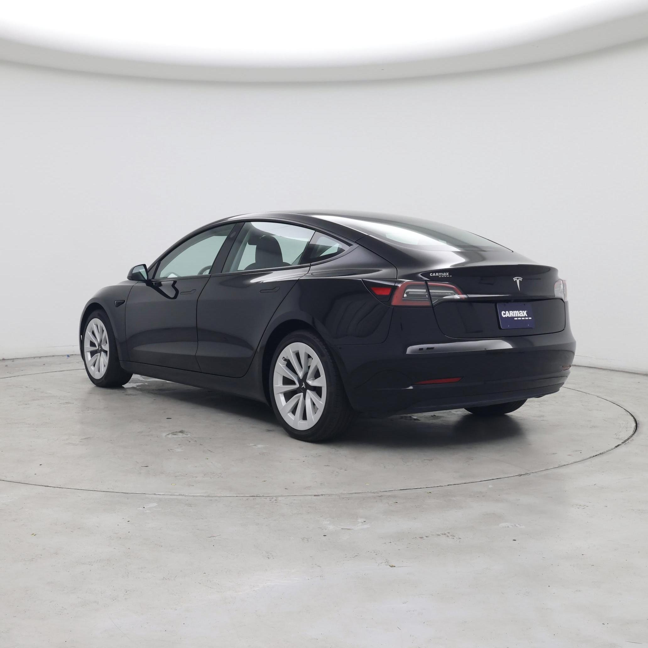 Thumbnail: 2023 Tesla Model 3 - 2
