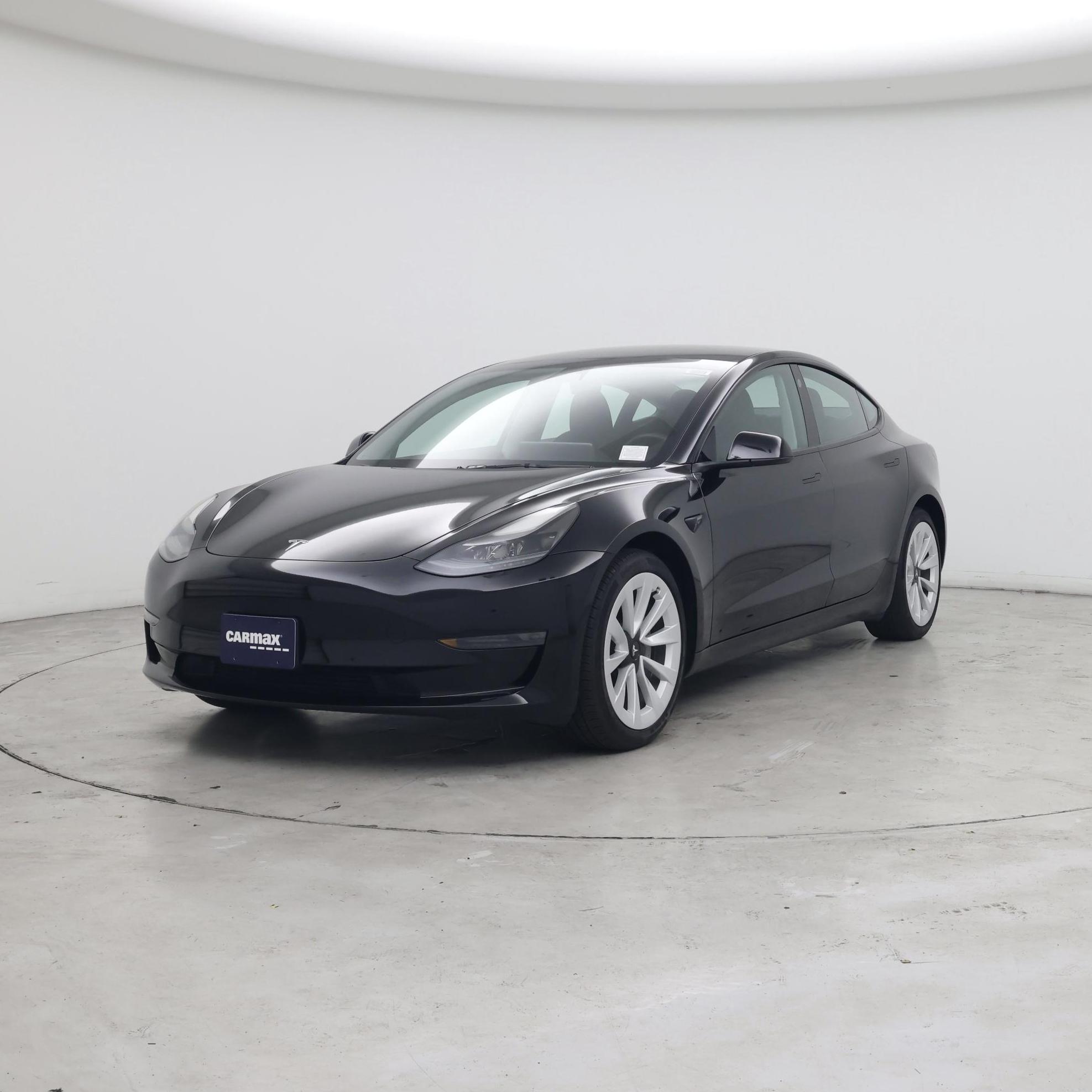 Thumbnail: 2023 Tesla Model 3 - 4