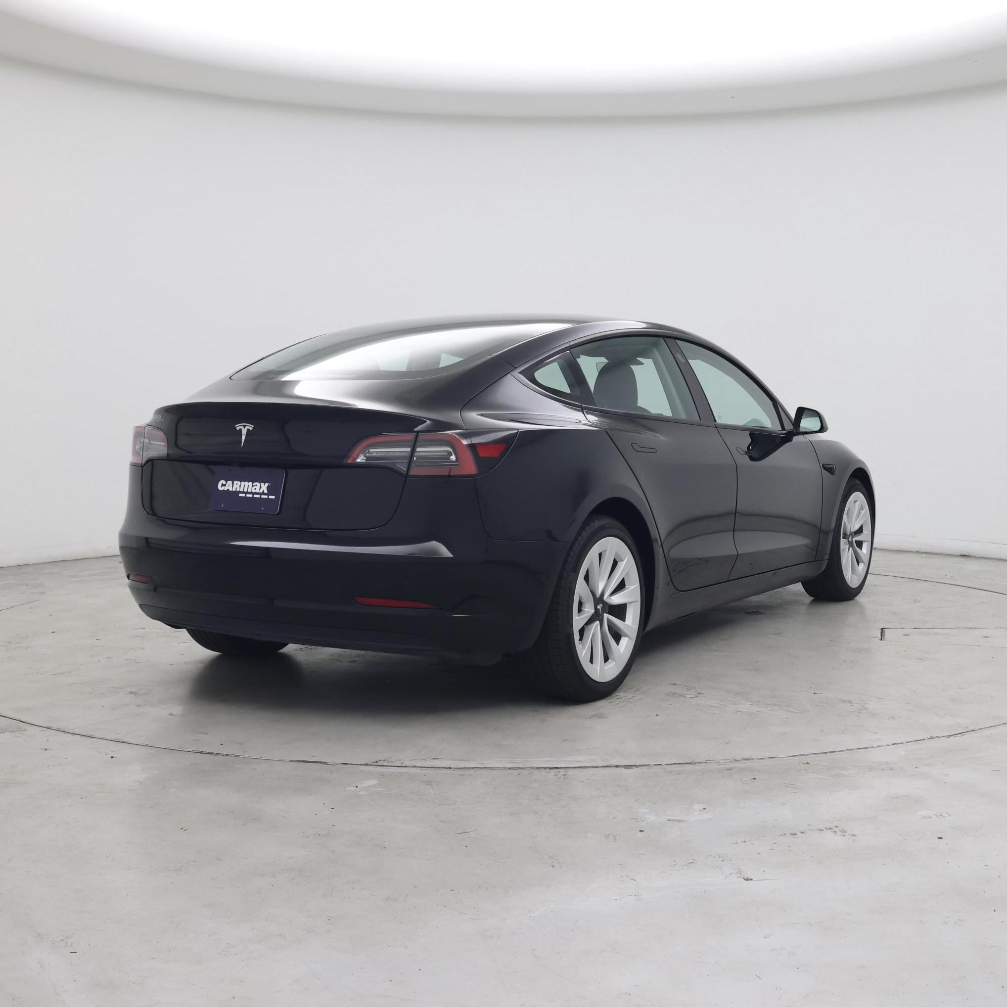 Thumbnail: 2023 Tesla Model 3 - 8