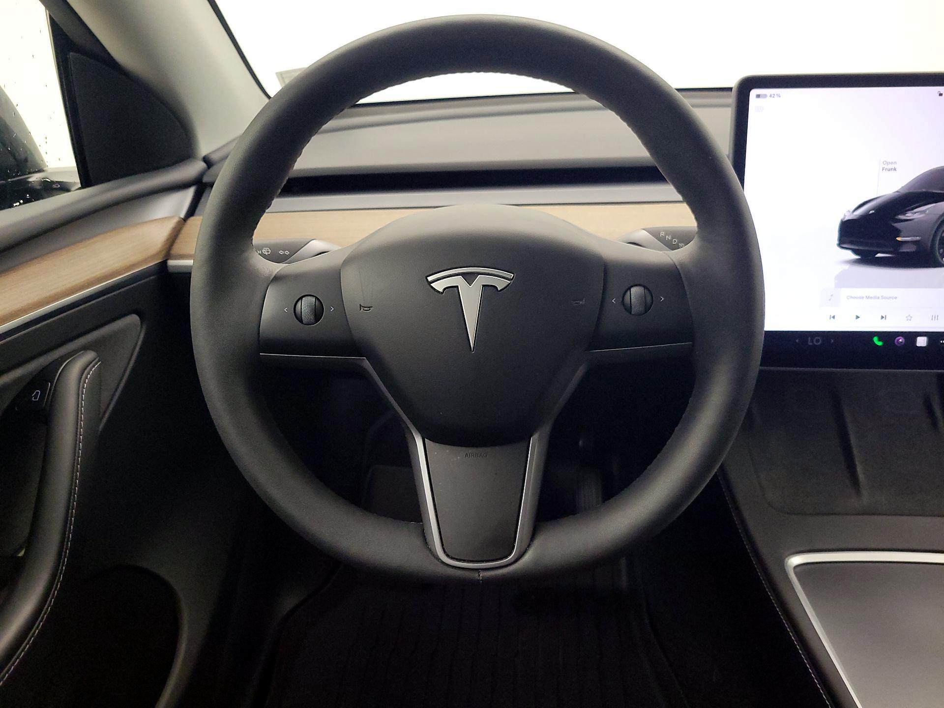 Thumbnail: 2024 Tesla Model Y - 10