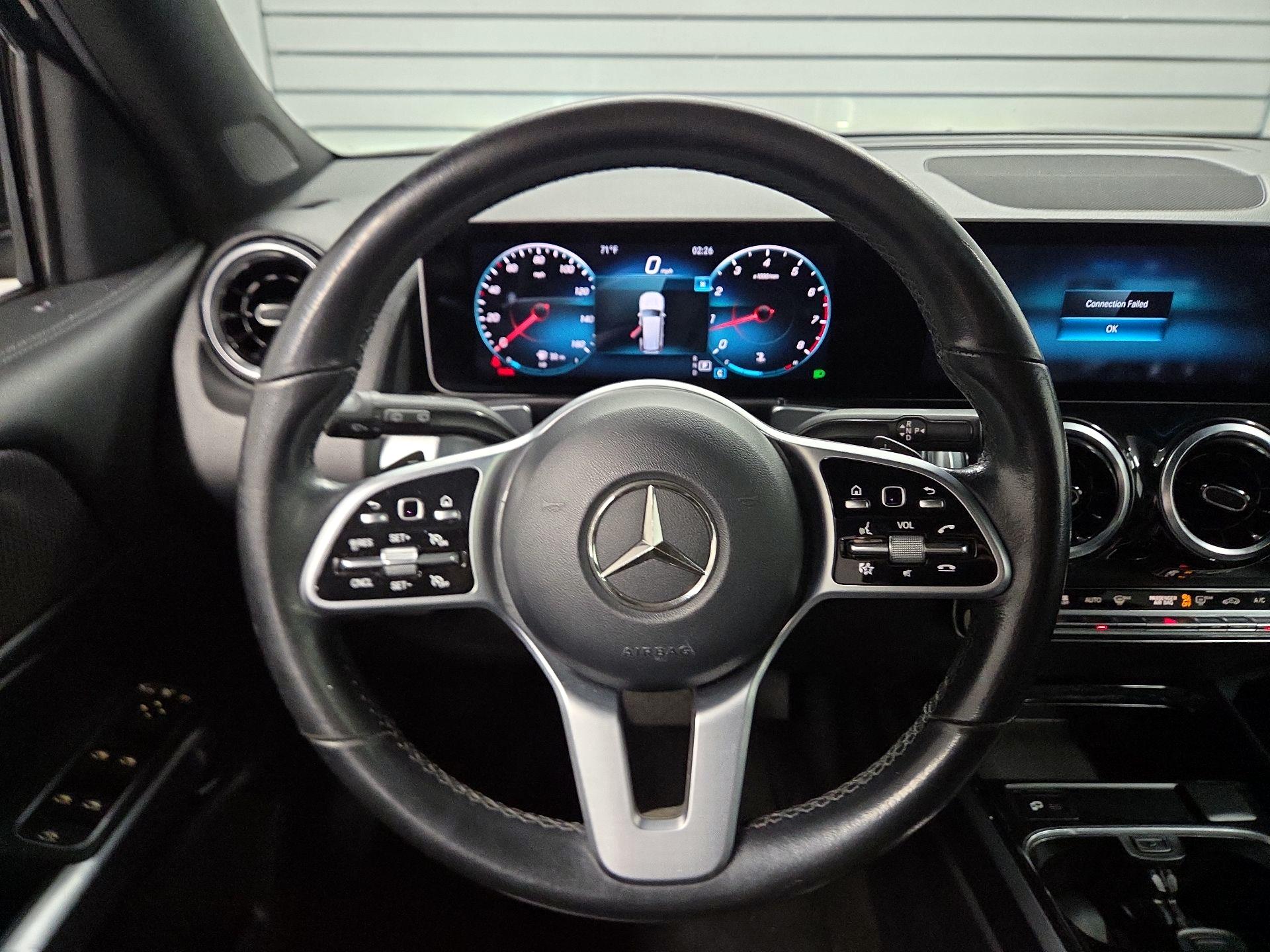 Thumbnail: 2021 Mercedes-Benz GLB - 10