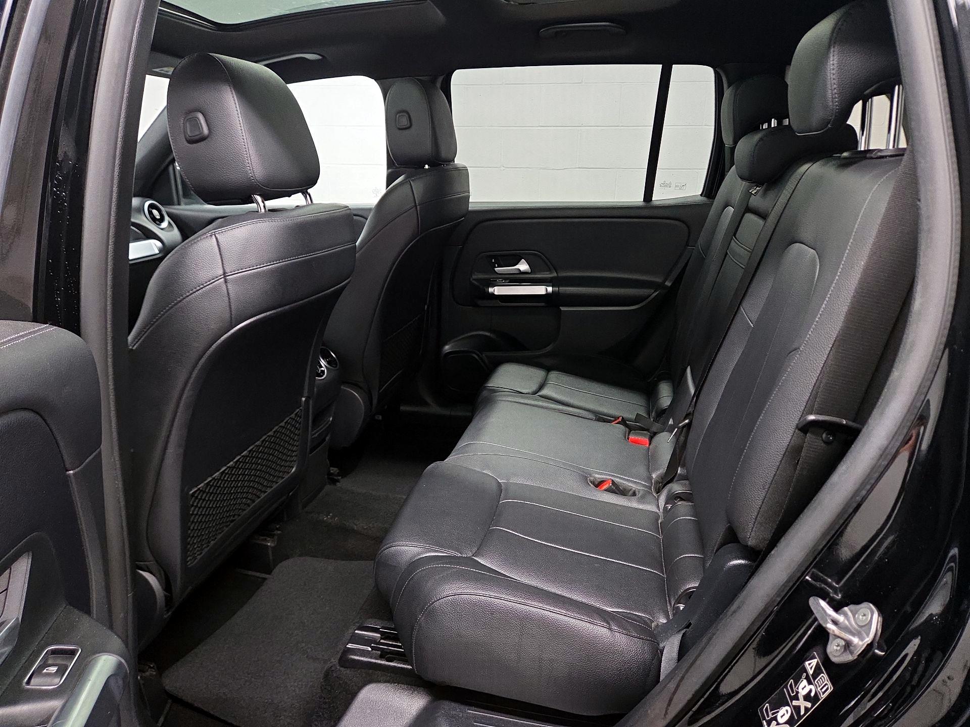 Thumbnail: 2021 Mercedes-Benz GLB - 20