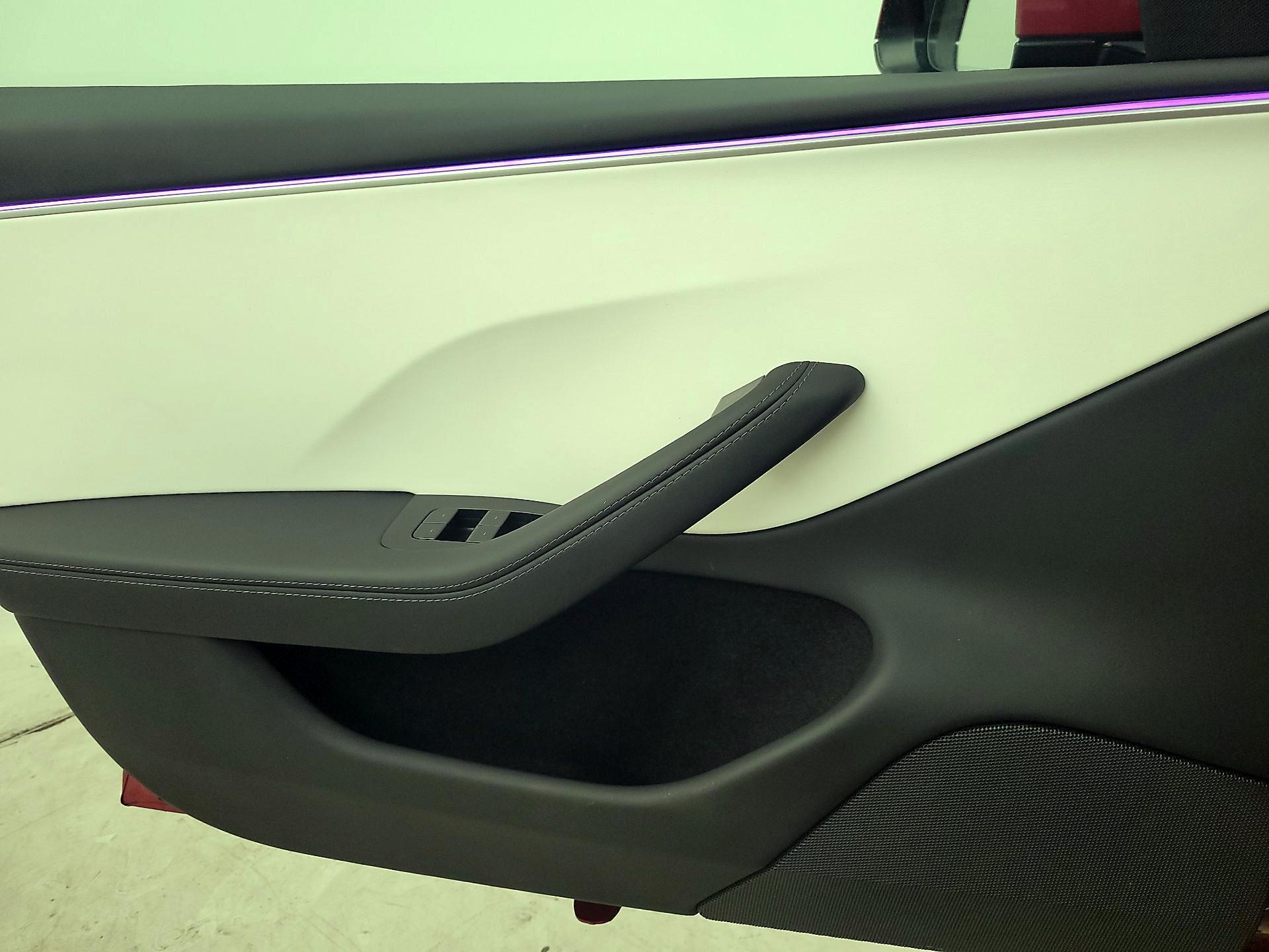 Thumbnail: 2024 Tesla Model 3 - 10