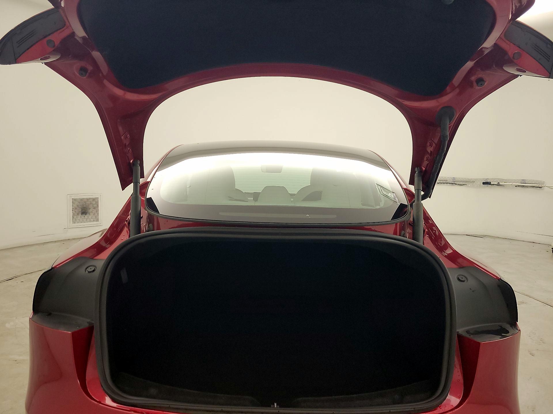 Thumbnail: 2024 Tesla Model 3 - 17