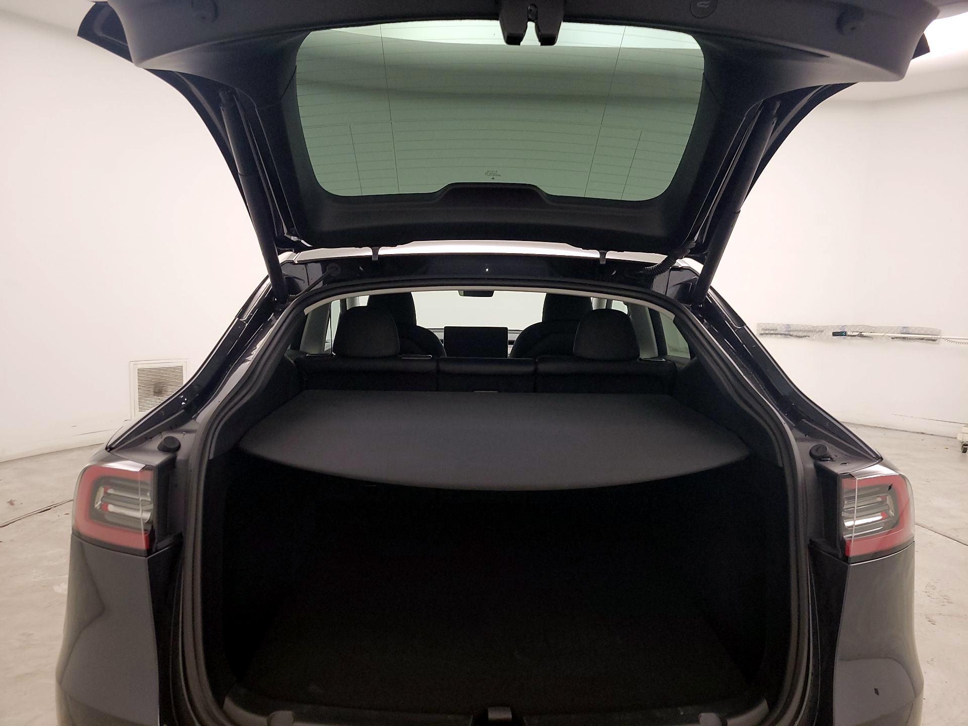 Thumbnail: 2024 Tesla Model Y - 17