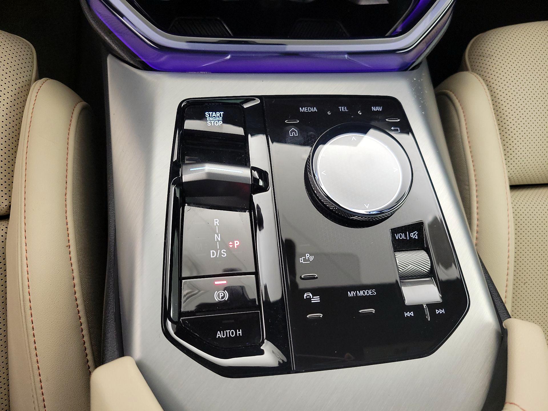 Thumbnail: 2025 BMW X3 - 14