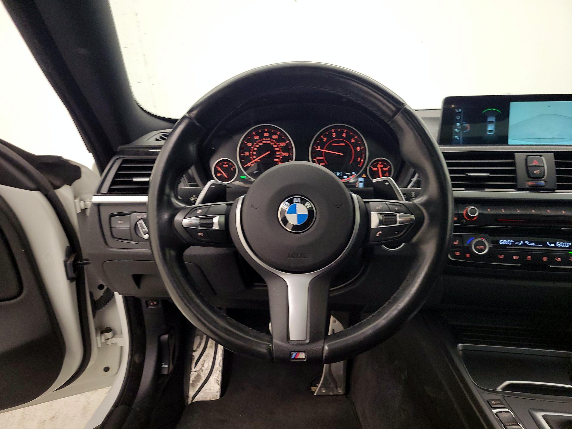 Thumbnail: 2017 BMW 4 Series - 10