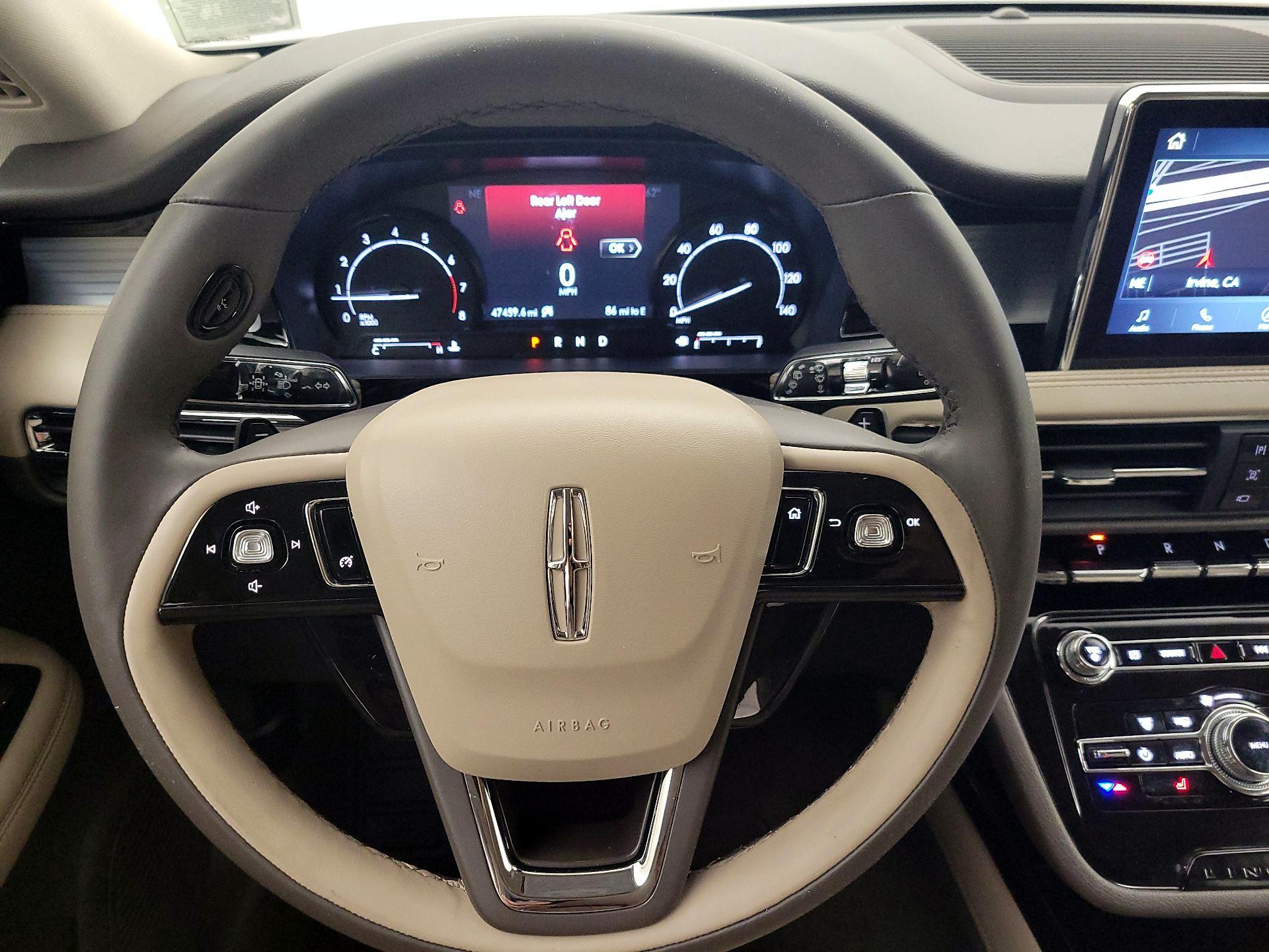 Thumbnail: 2021 Lincoln Corsair - 10