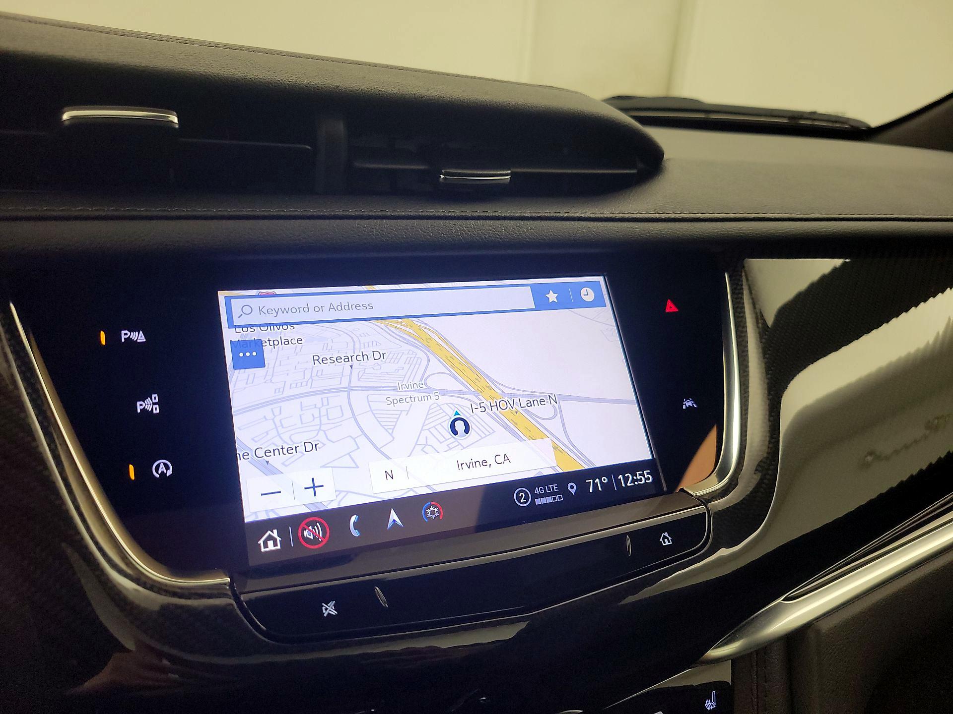 Thumbnail: 2024 Cadillac XT6 - 12