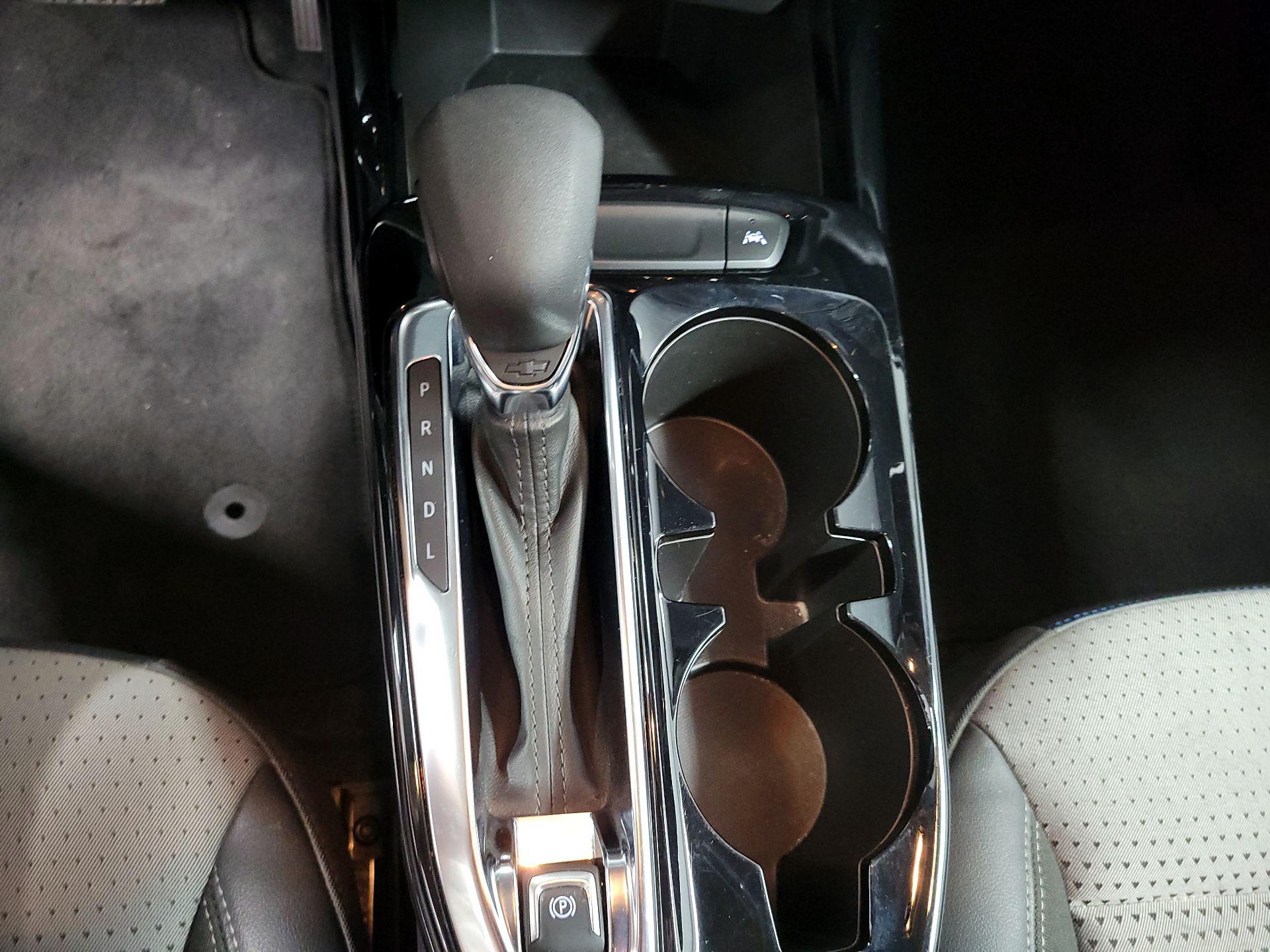 Thumbnail: 2025 Chevrolet Trax - 17