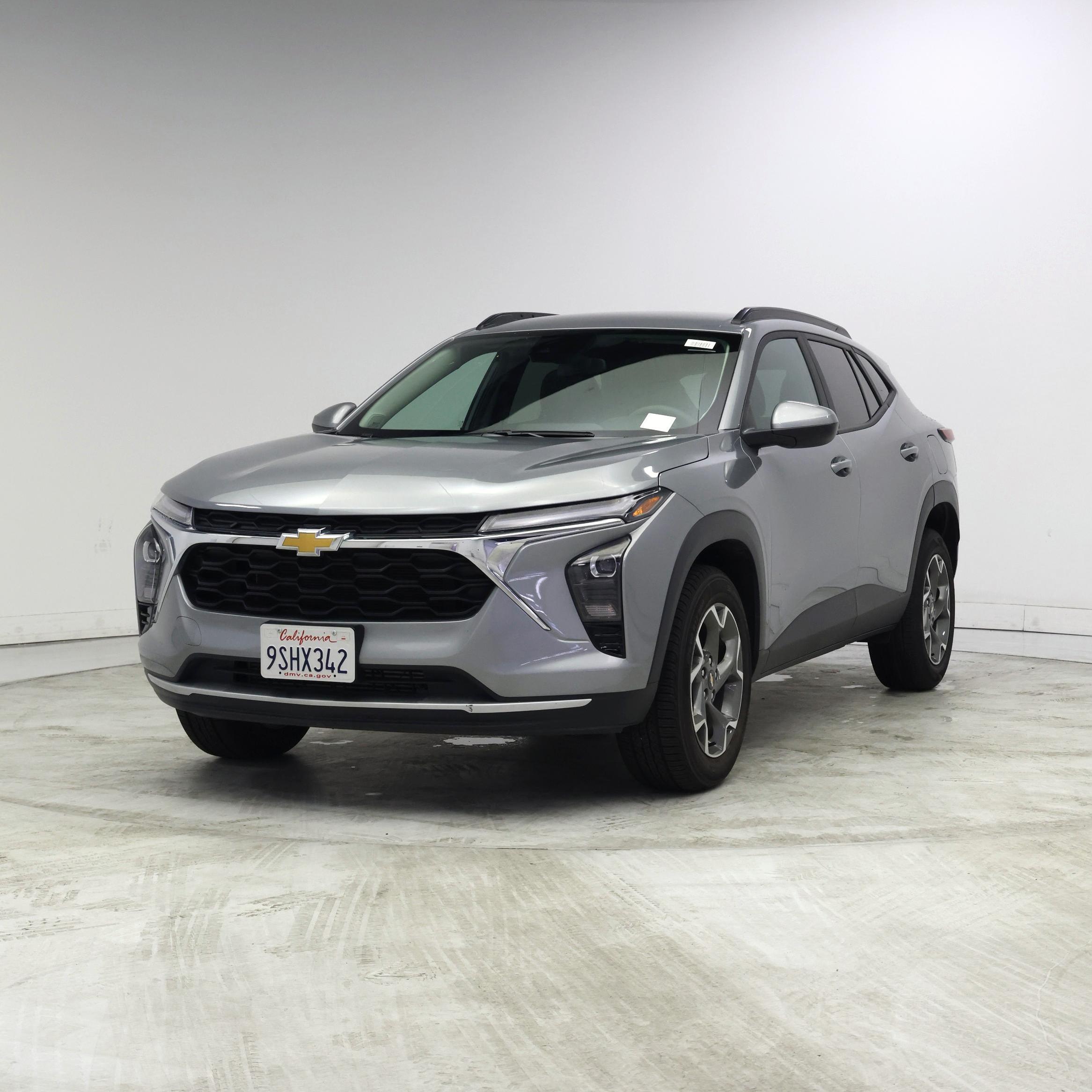 Thumbnail: 2025 Chevrolet Trax - 4