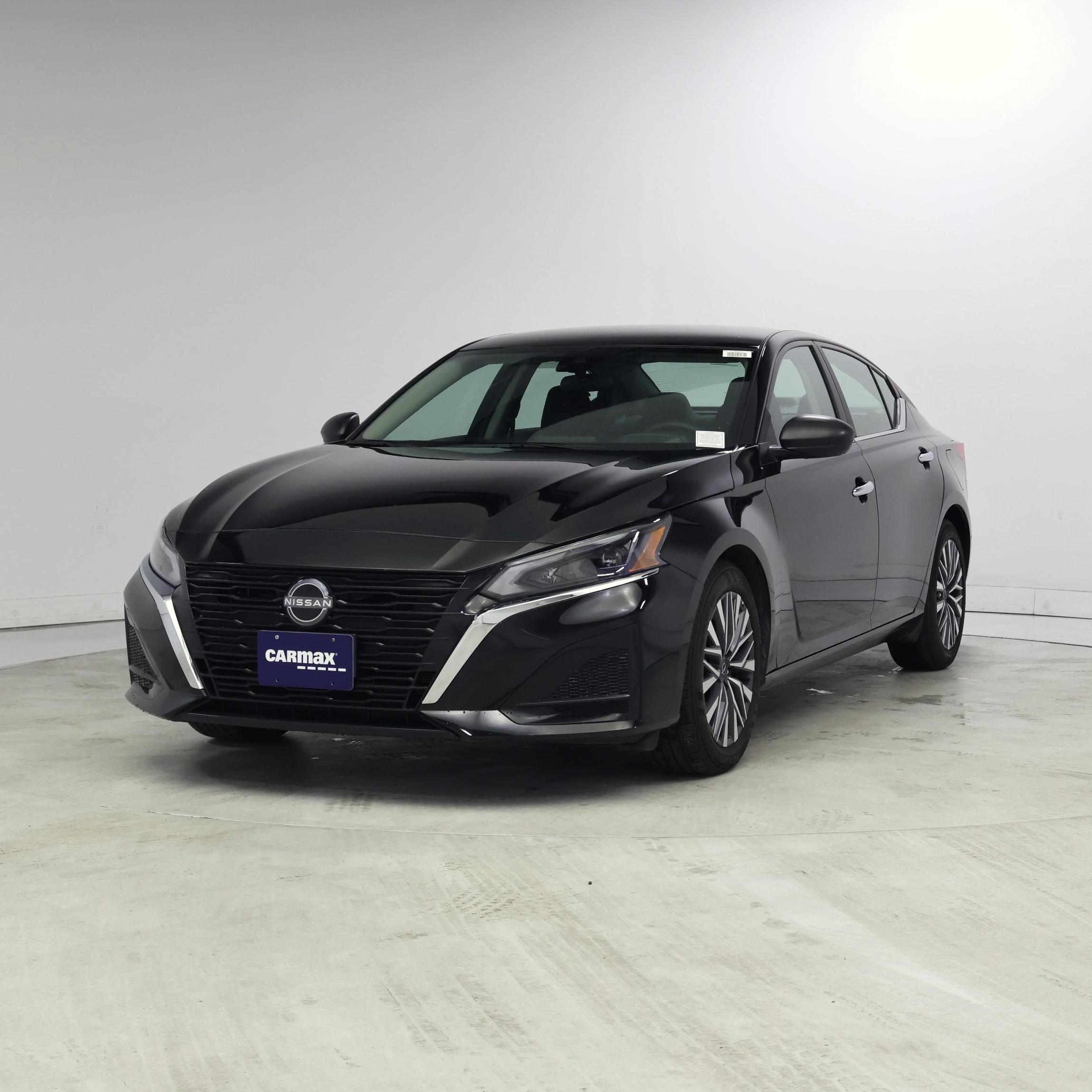 Thumbnail: 2025 Nissan Altima - 4