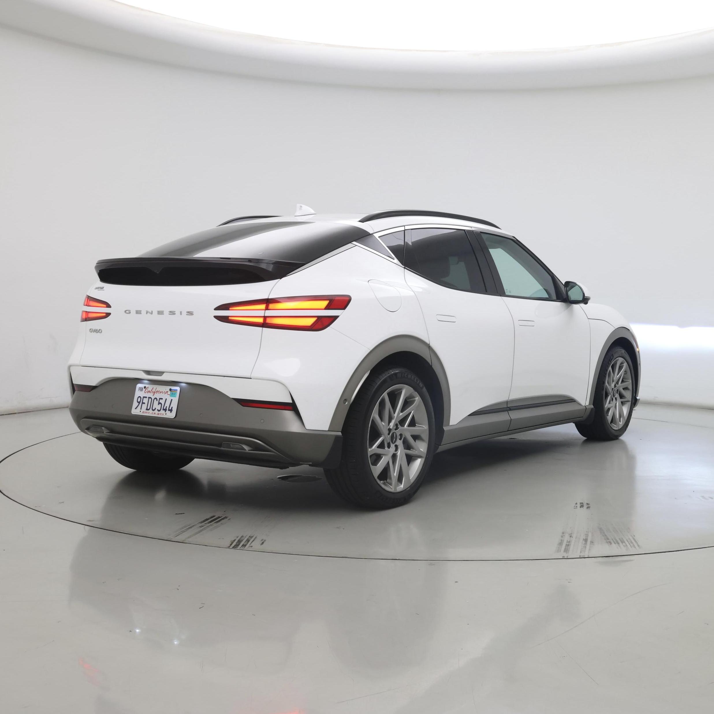 Thumbnail: 2023 Genesis GV60 - 8