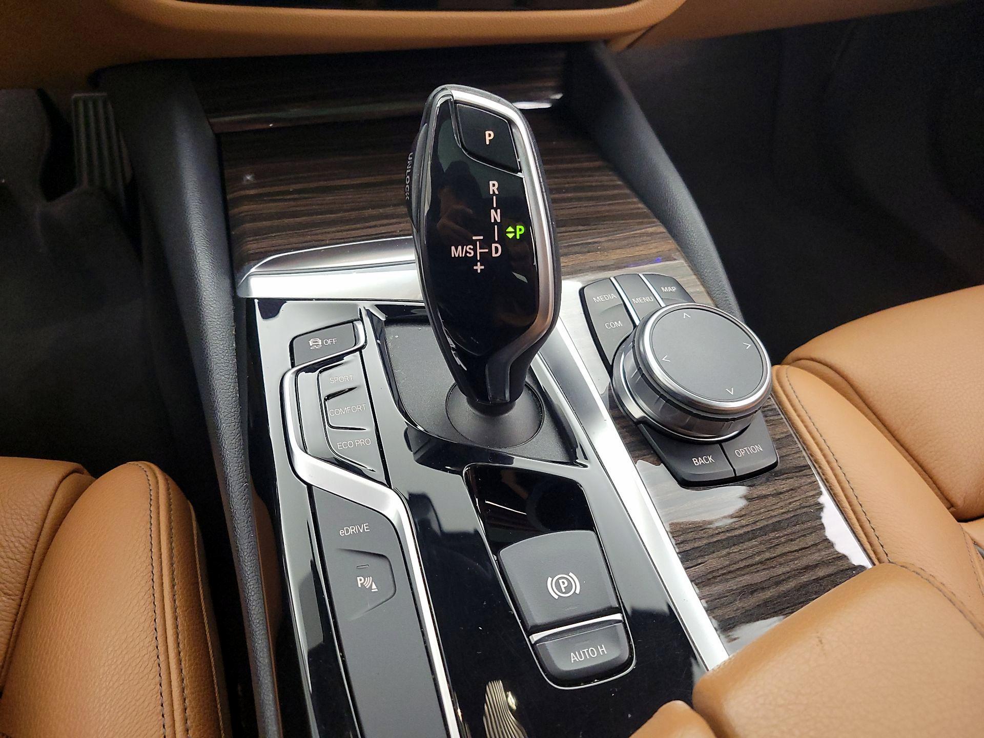 Thumbnail: 2019 BMW 5 Series - 18