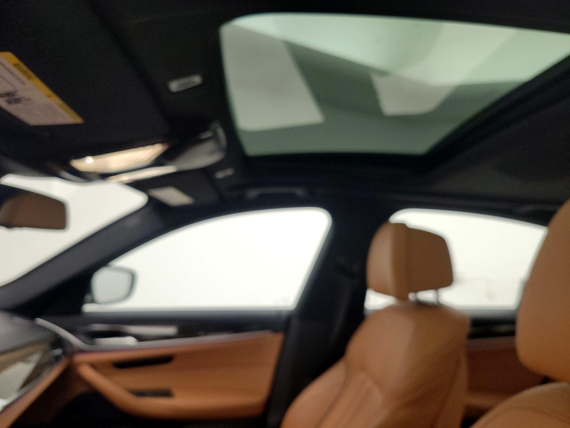 Thumbnail: 2019 BMW 5 Series - 20