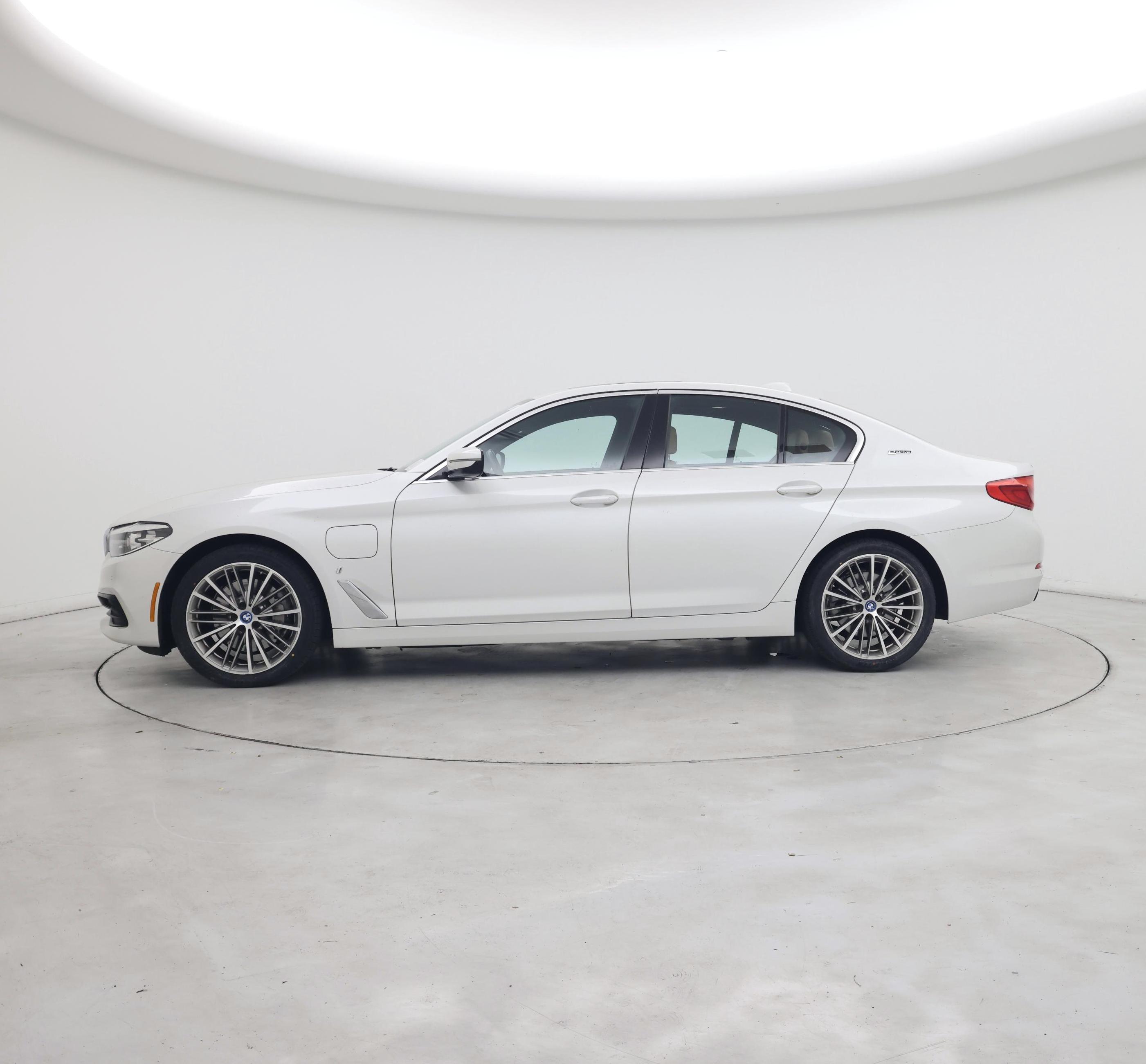 Thumbnail: 2019 BMW 5 Series - 3