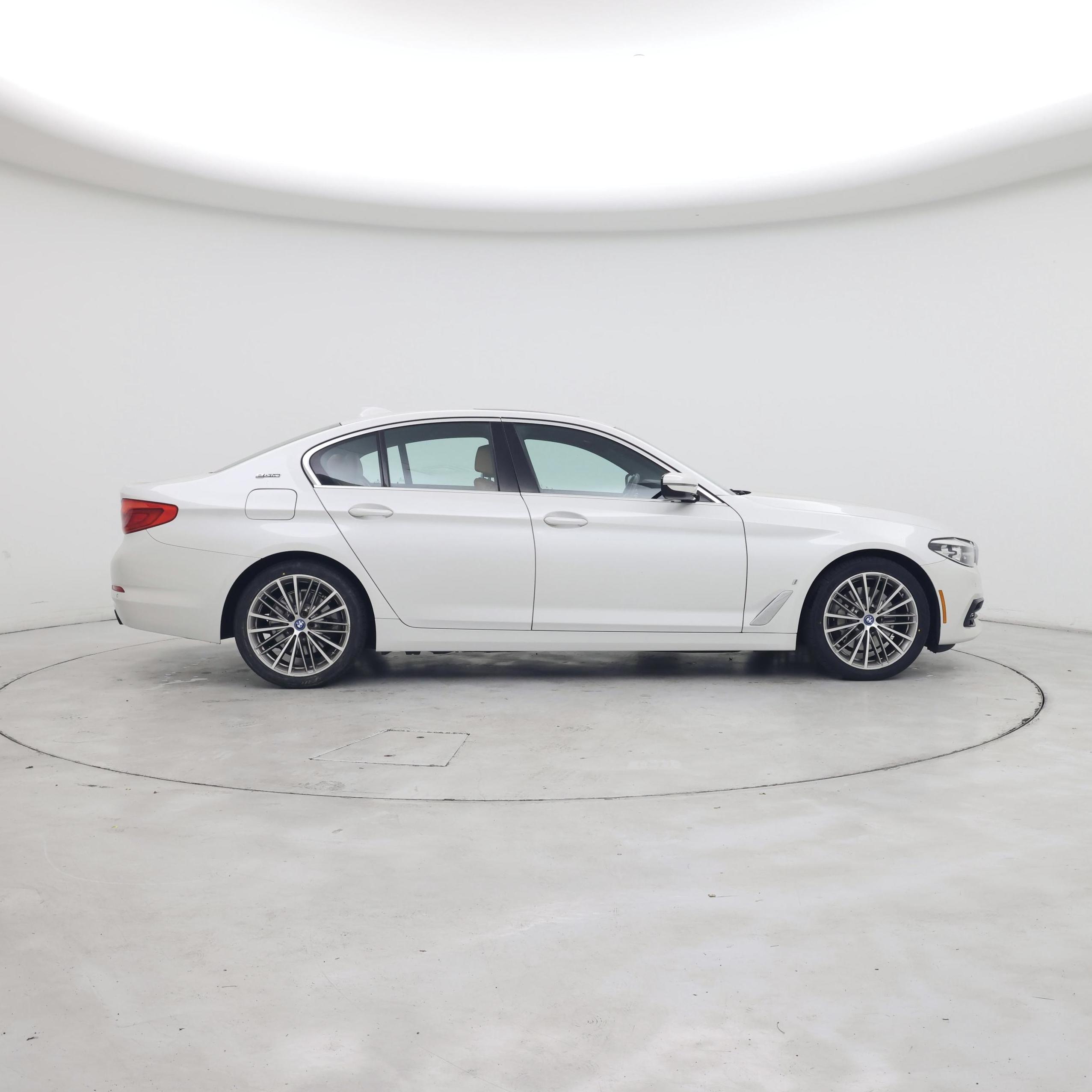 Thumbnail: 2019 BMW 5 Series - 7