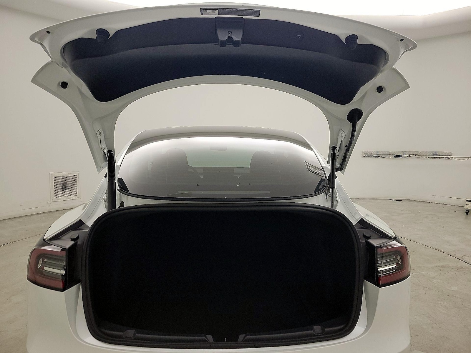 2021 Tesla Model 3 Base - Photo 18