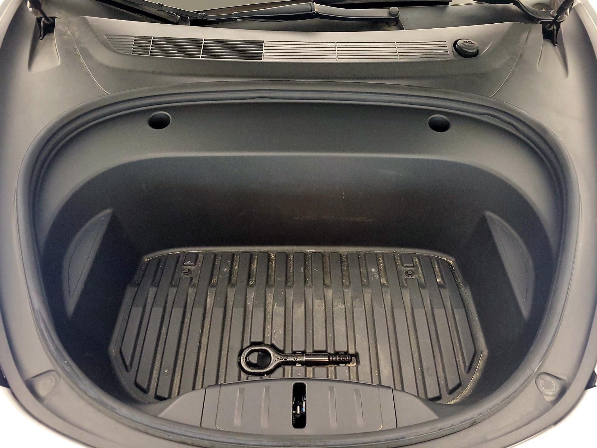 Thumbnail: 2021 Tesla Model 3 - 18