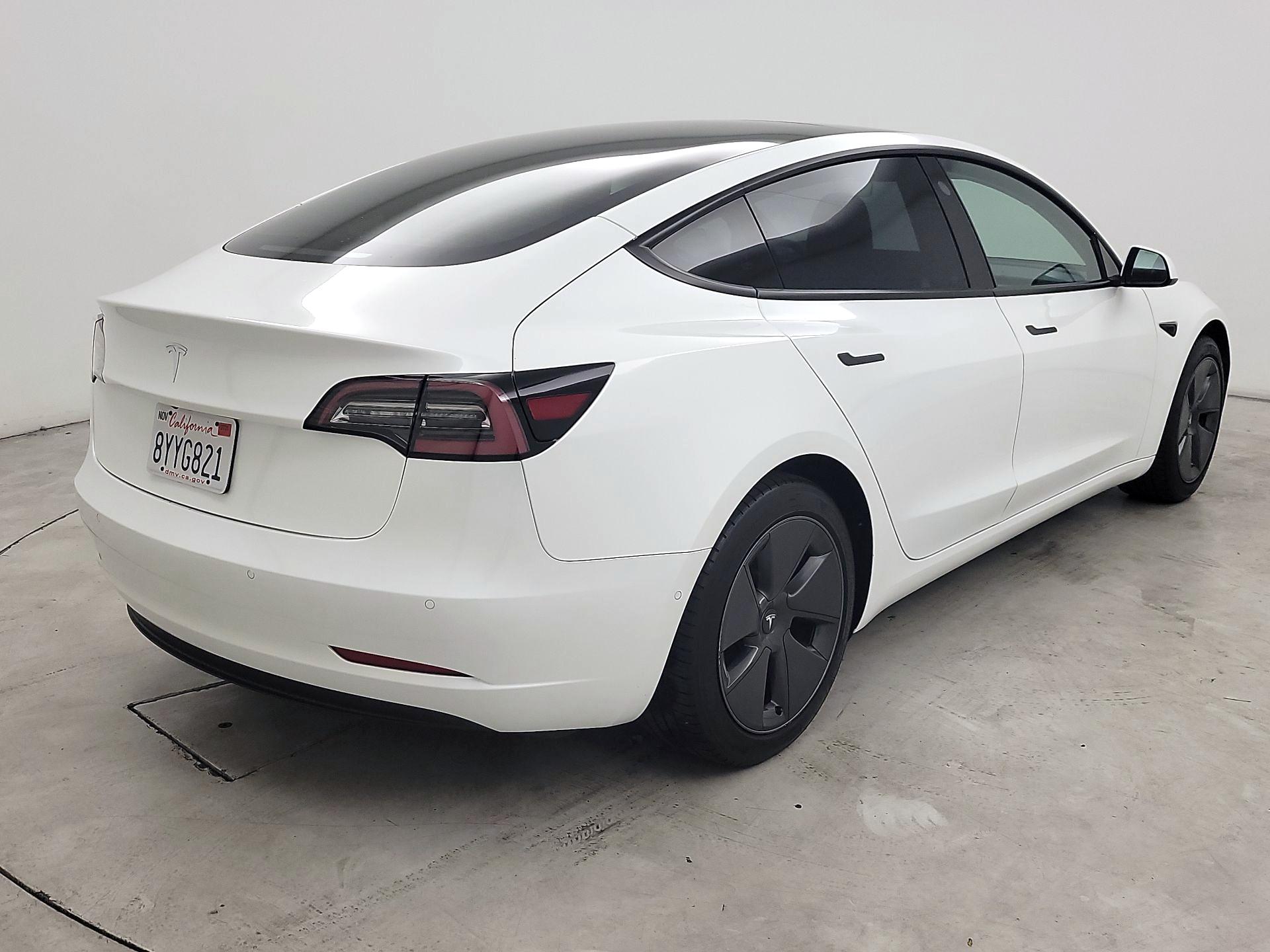 Thumbnail: 2021 Tesla Model 3 - 5