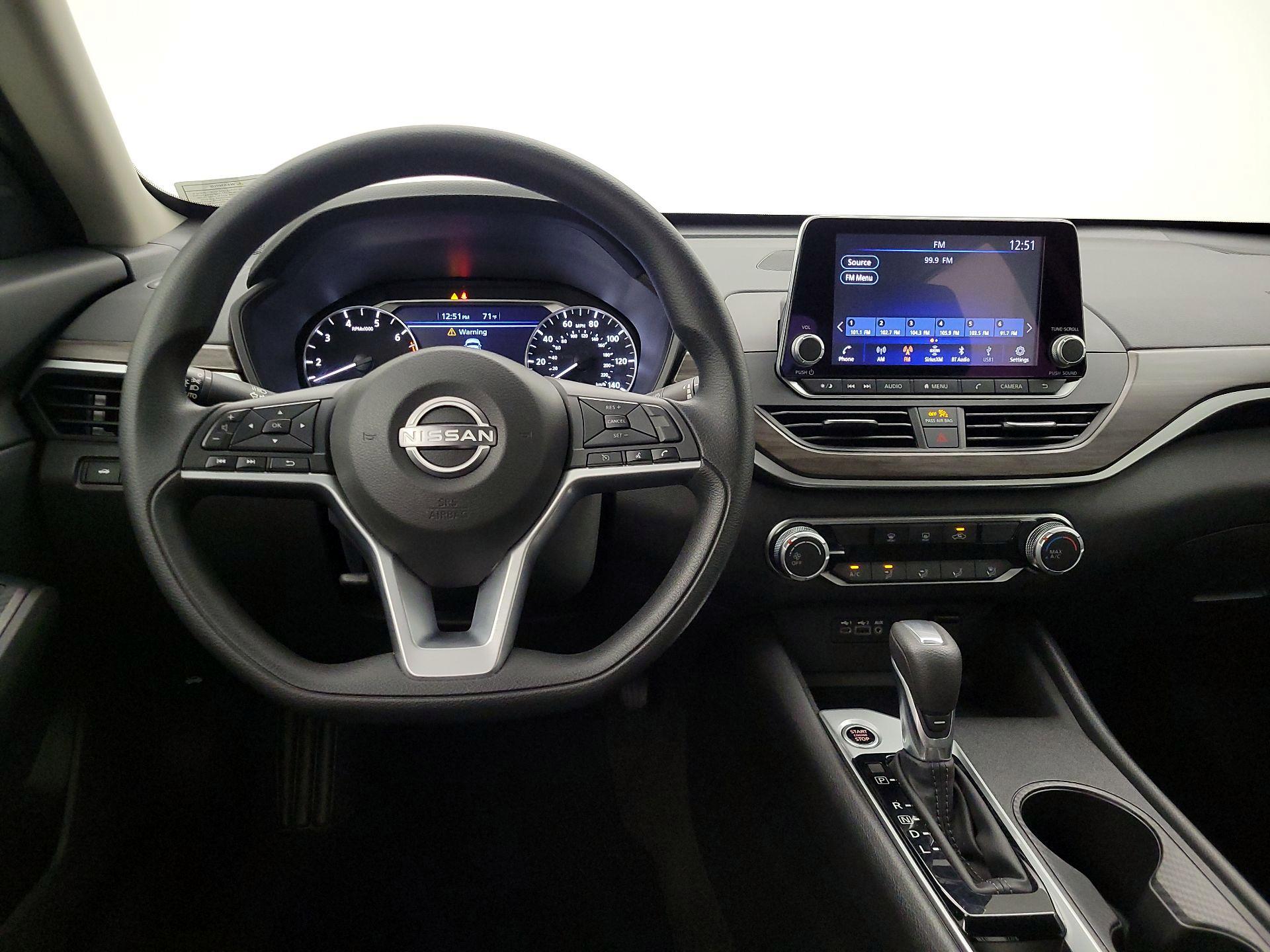 Thumbnail: 2025 Nissan Altima - 10