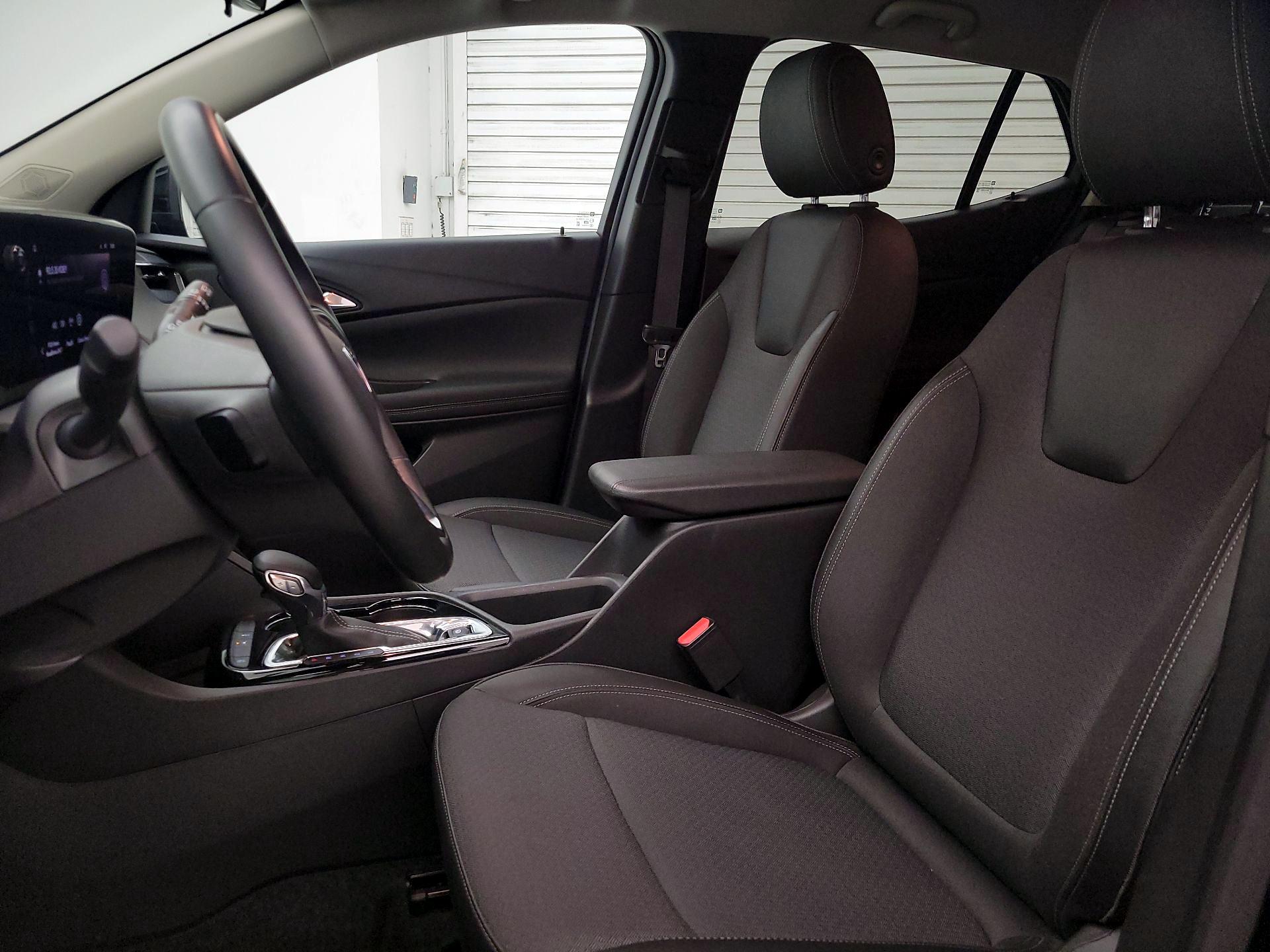 Thumbnail: 2025 Buick Encore GX - 11