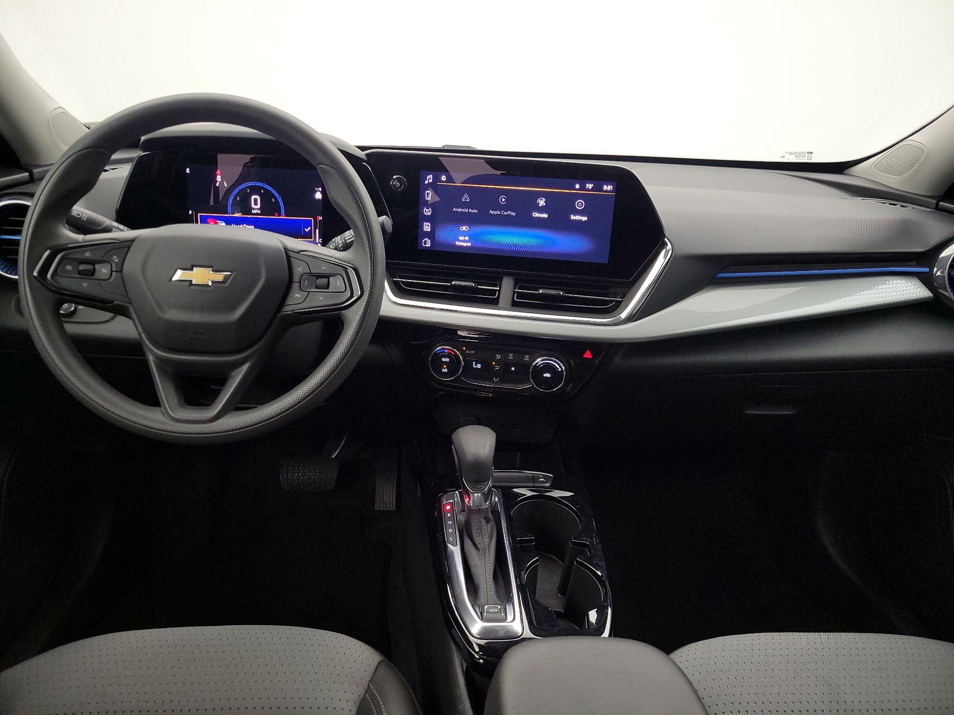 Thumbnail: 2025 Chevrolet Trax - 9