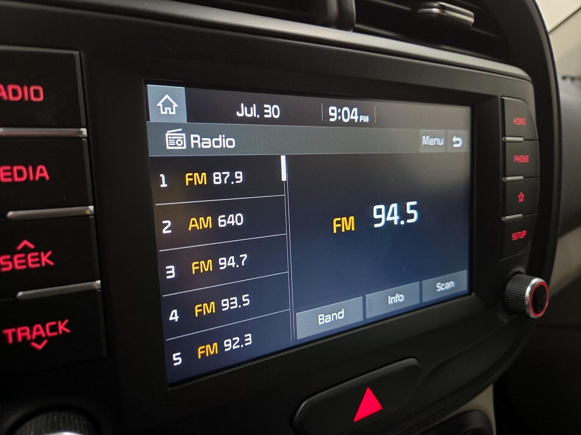 Thumbnail: 2020 Kia Soul - 15