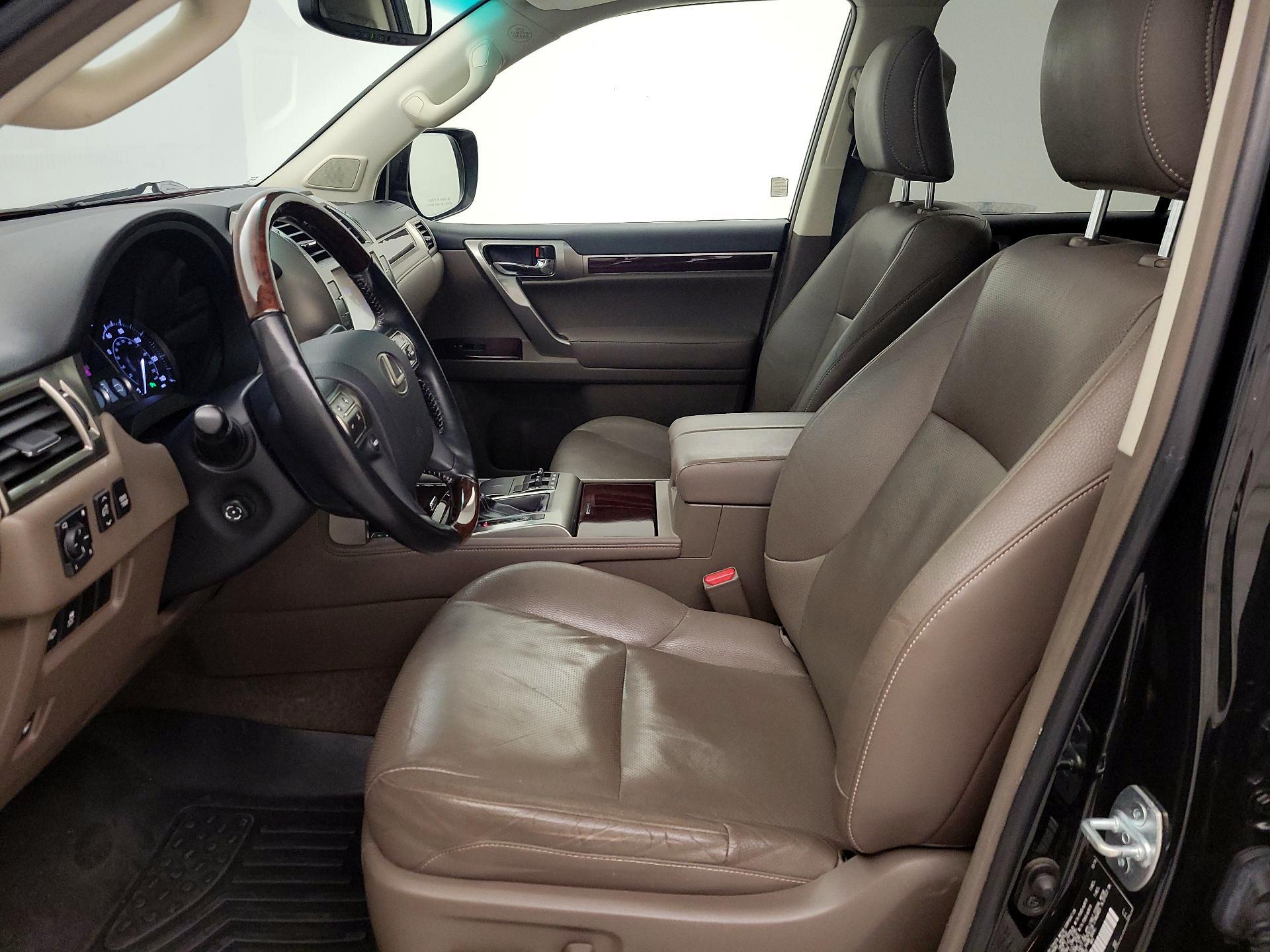 Thumbnail: 2017 Lexus GX - 11