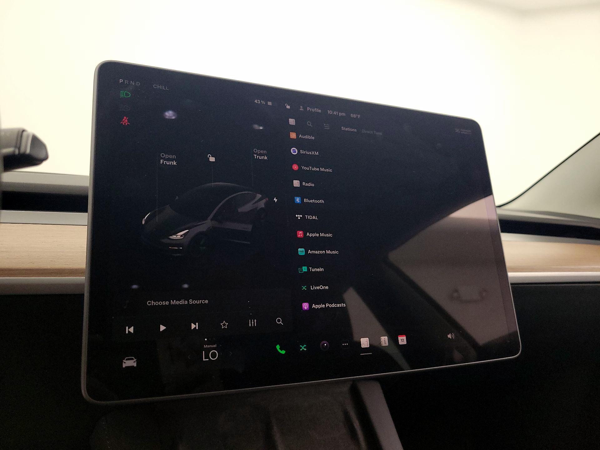 Thumbnail: 2023 Tesla Model 3 - 13