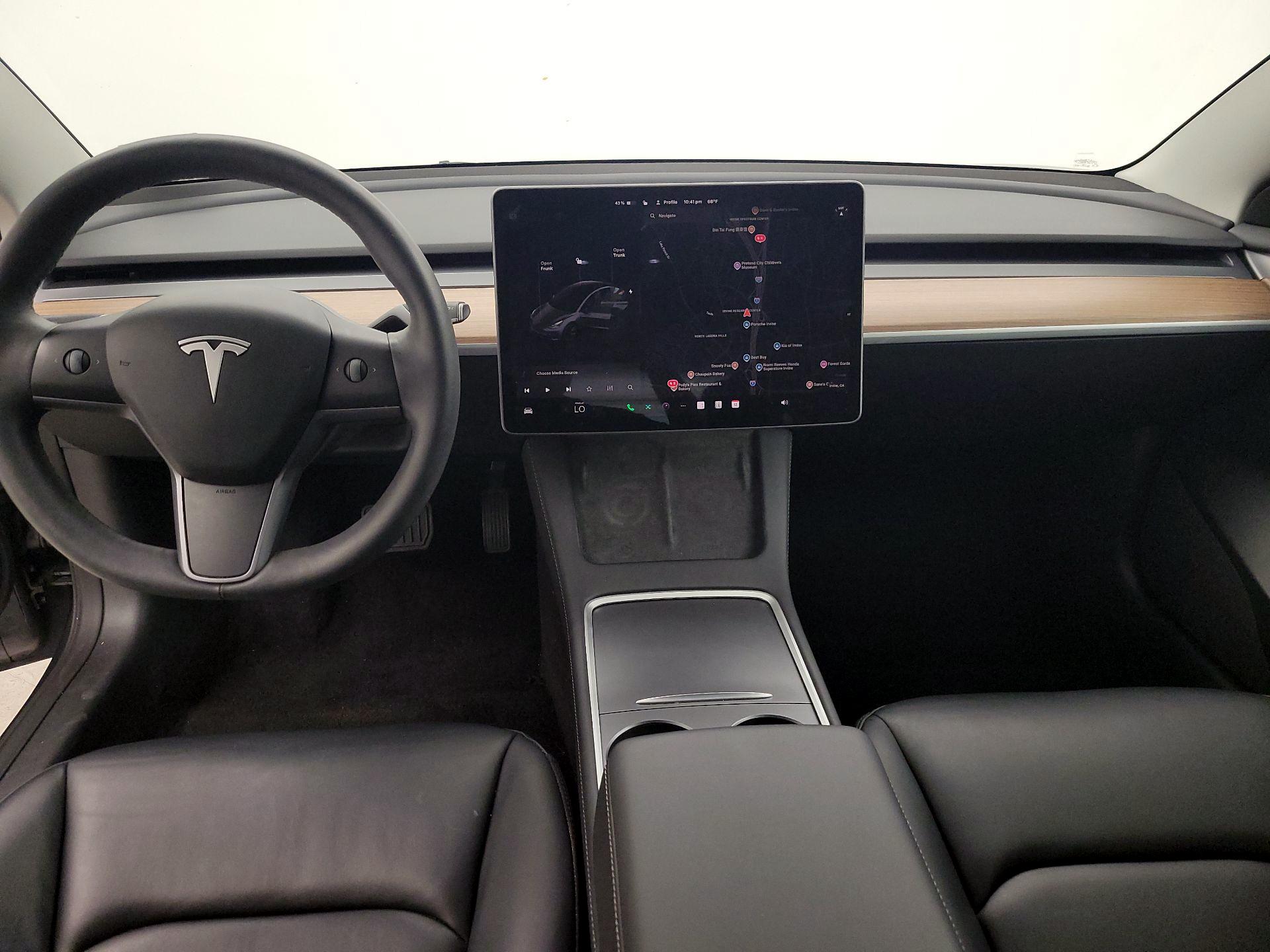 Thumbnail: 2023 Tesla Model 3 - 8