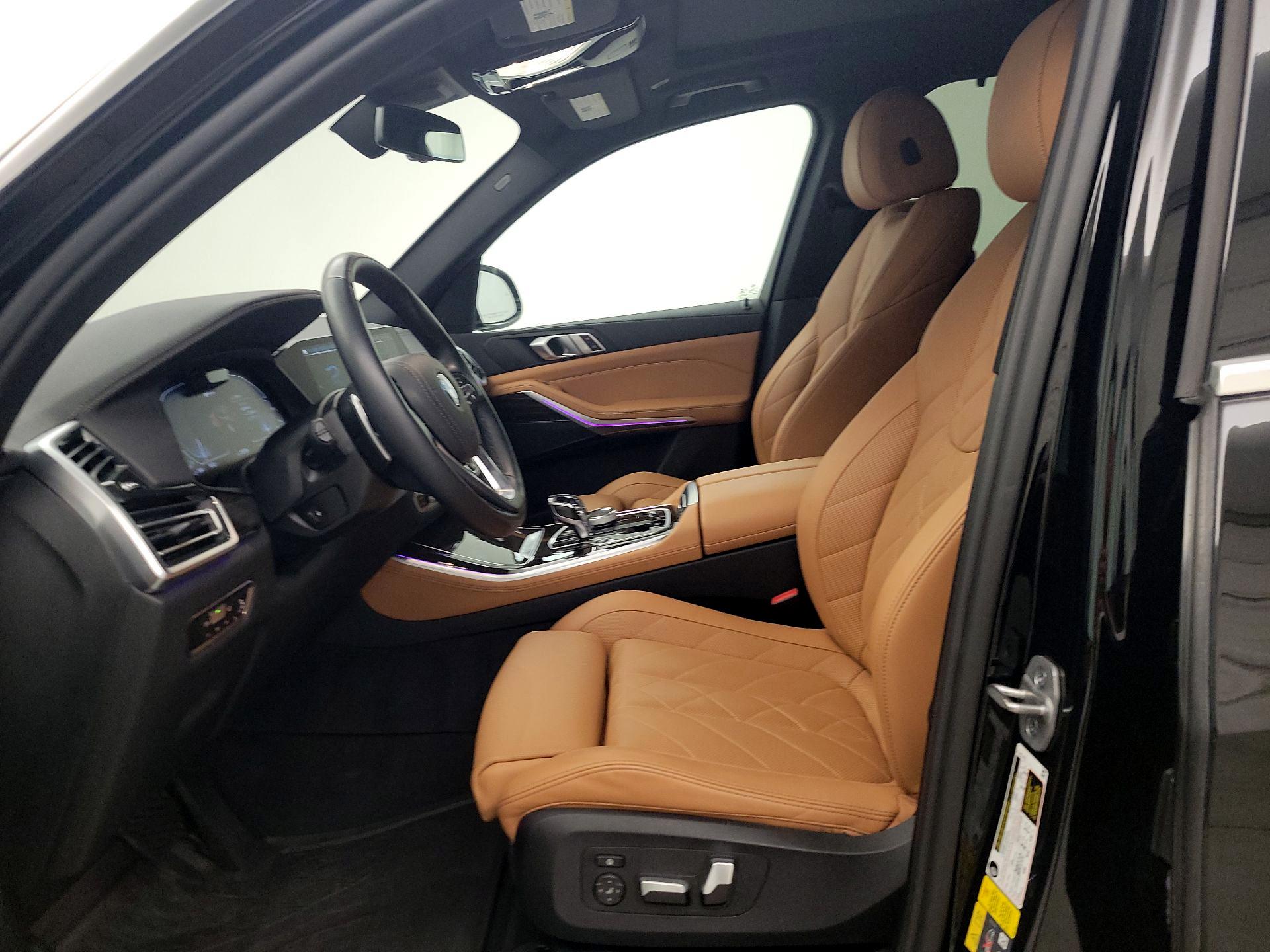 Thumbnail: 2023 BMW X5 - 11