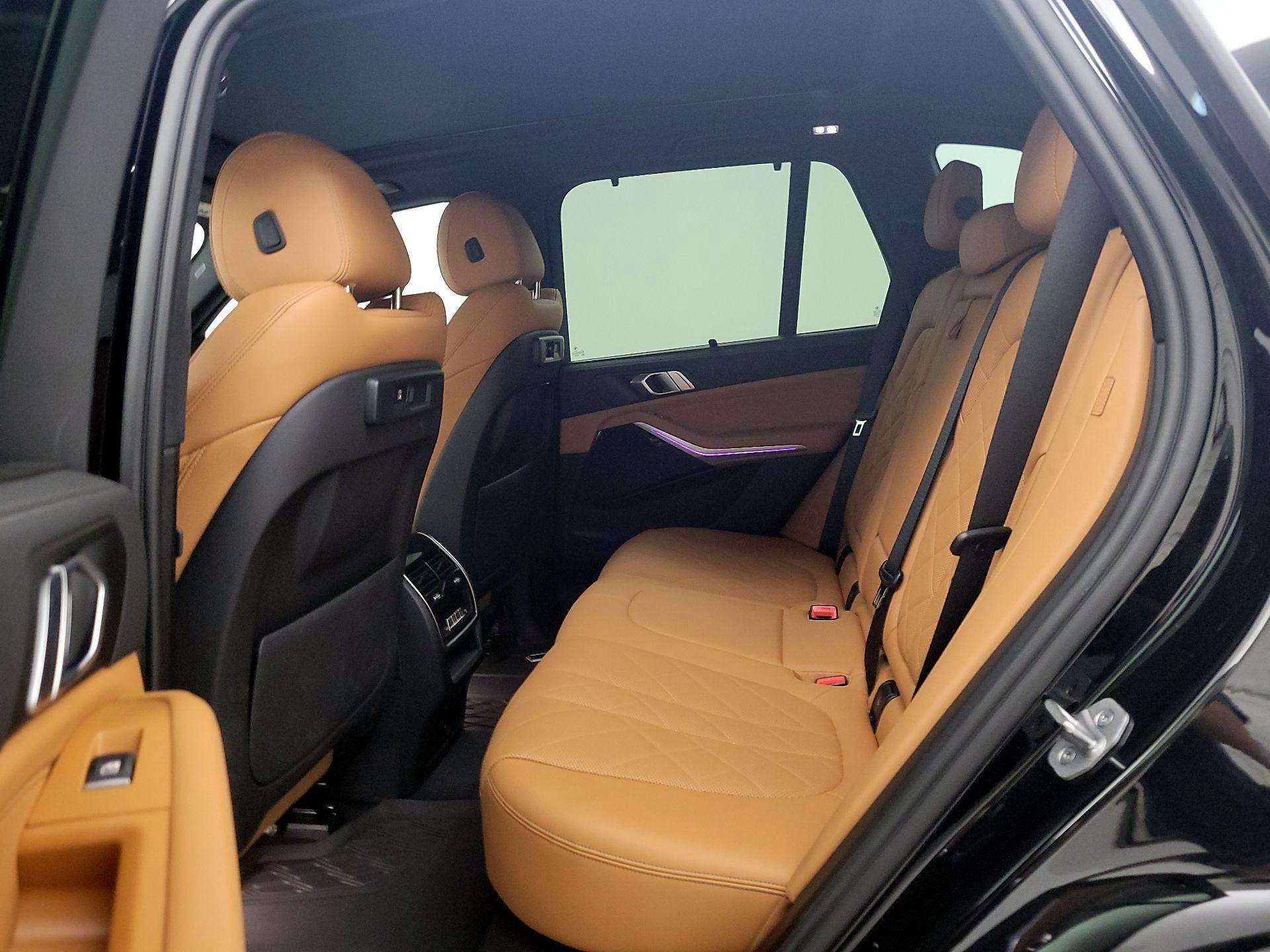 Thumbnail: 2023 BMW X5 - 20