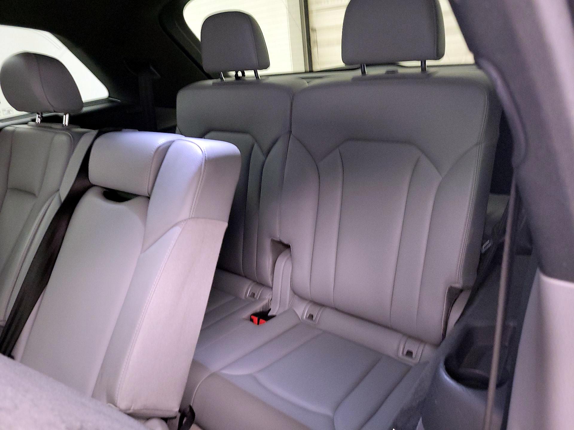 Thumbnail: 2019 Audi Q7 - 18