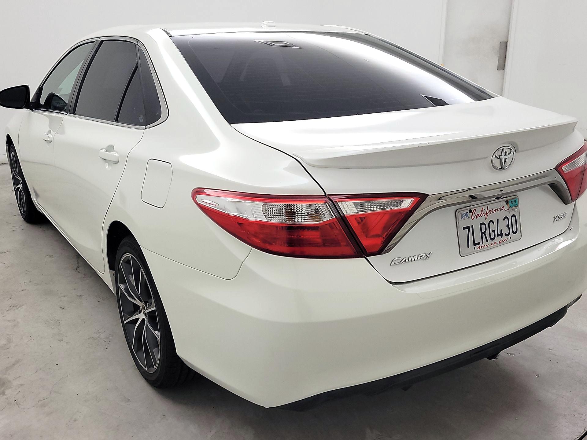 Thumbnail: 2015 Toyota Camry - 7