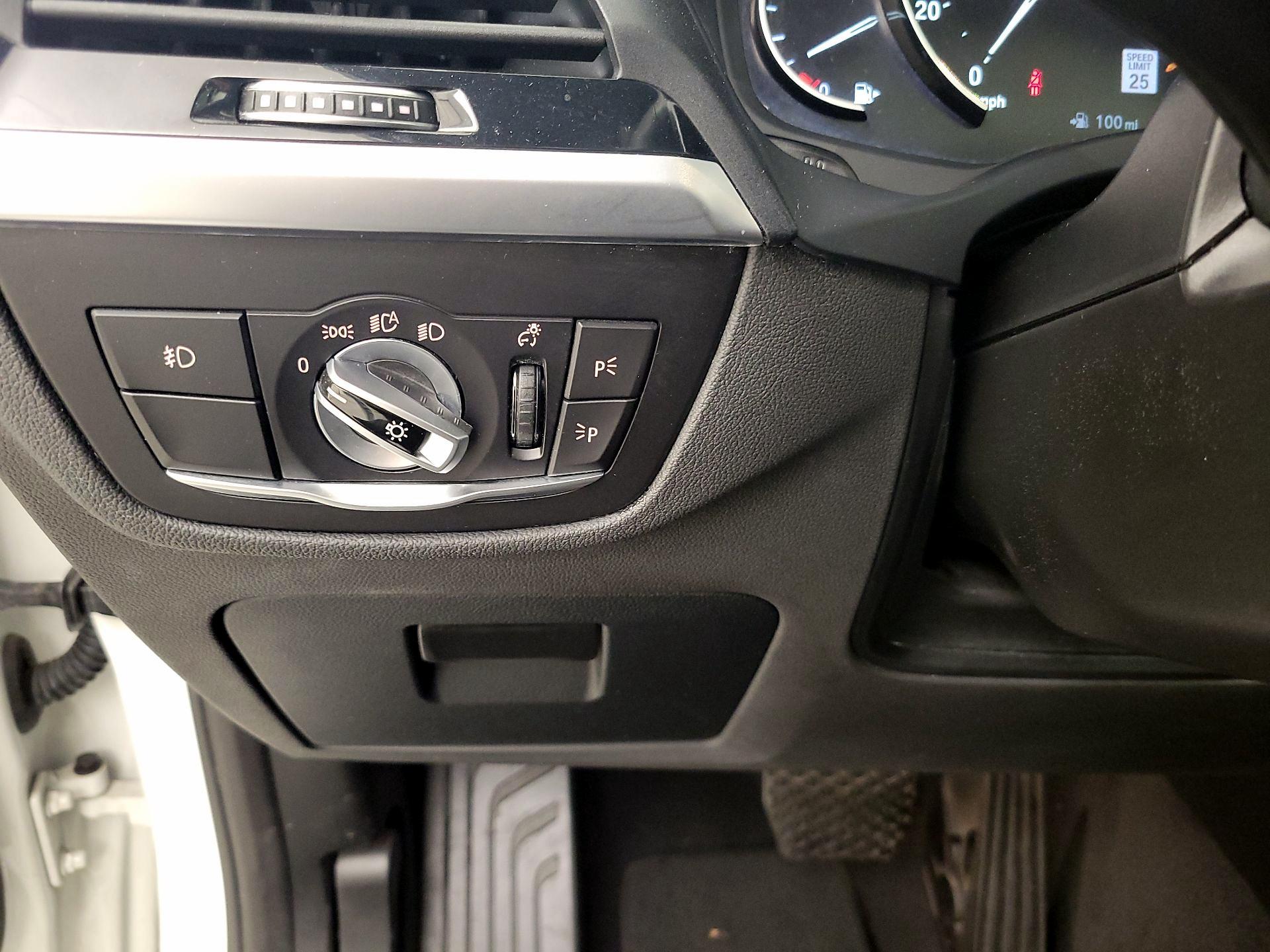 Thumbnail: 2021 BMW X3 - 13