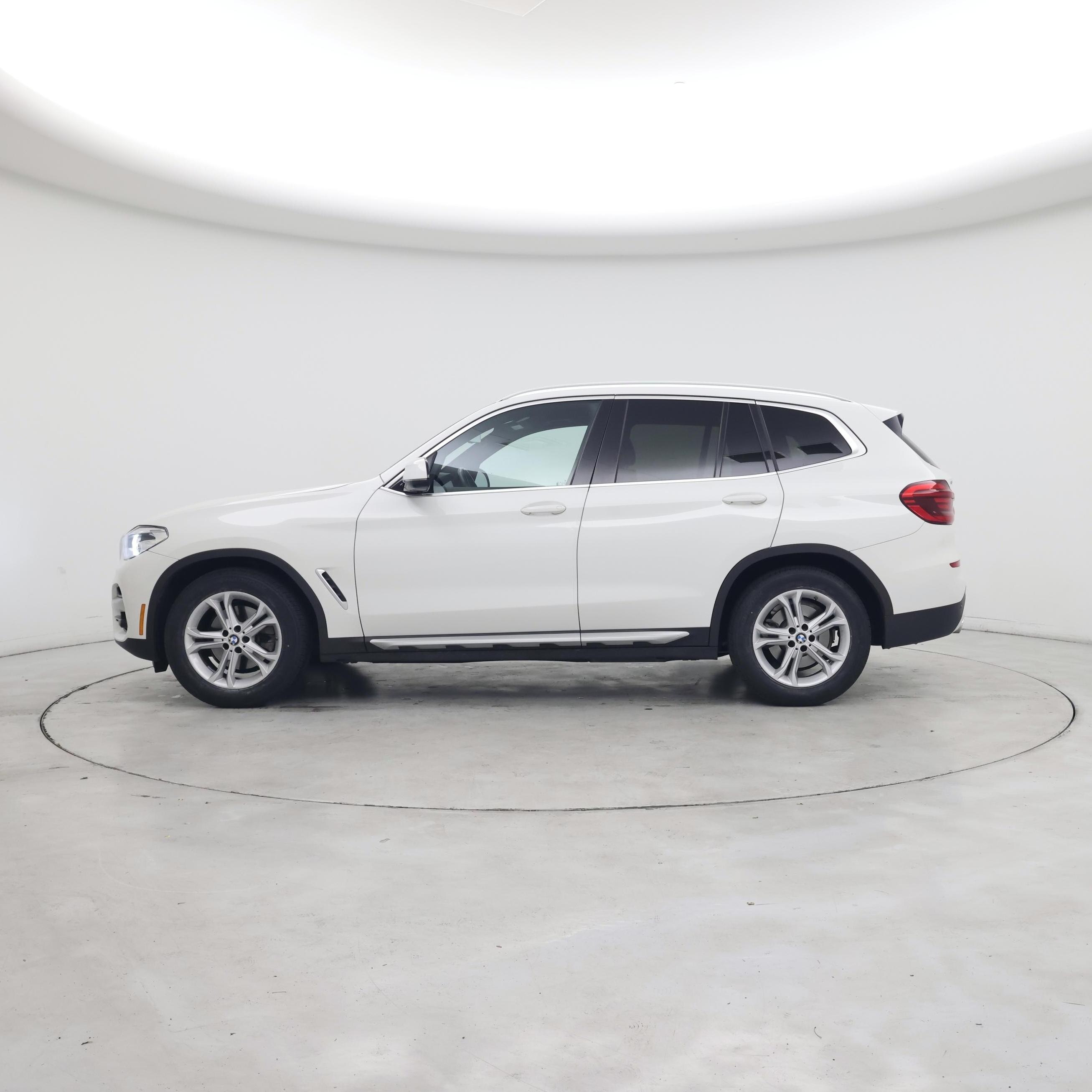 Thumbnail: 2021 BMW X3 - 3