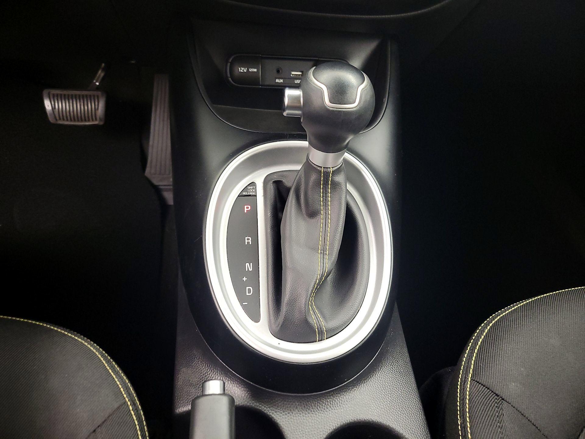 Thumbnail: 2015 Kia Soul - 17