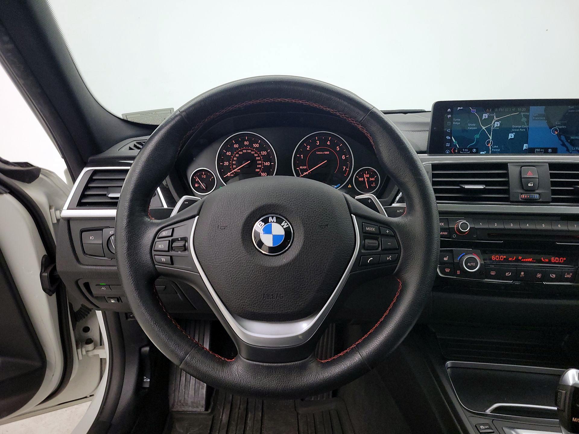 Thumbnail: 2018 BMW 3 Series - 10