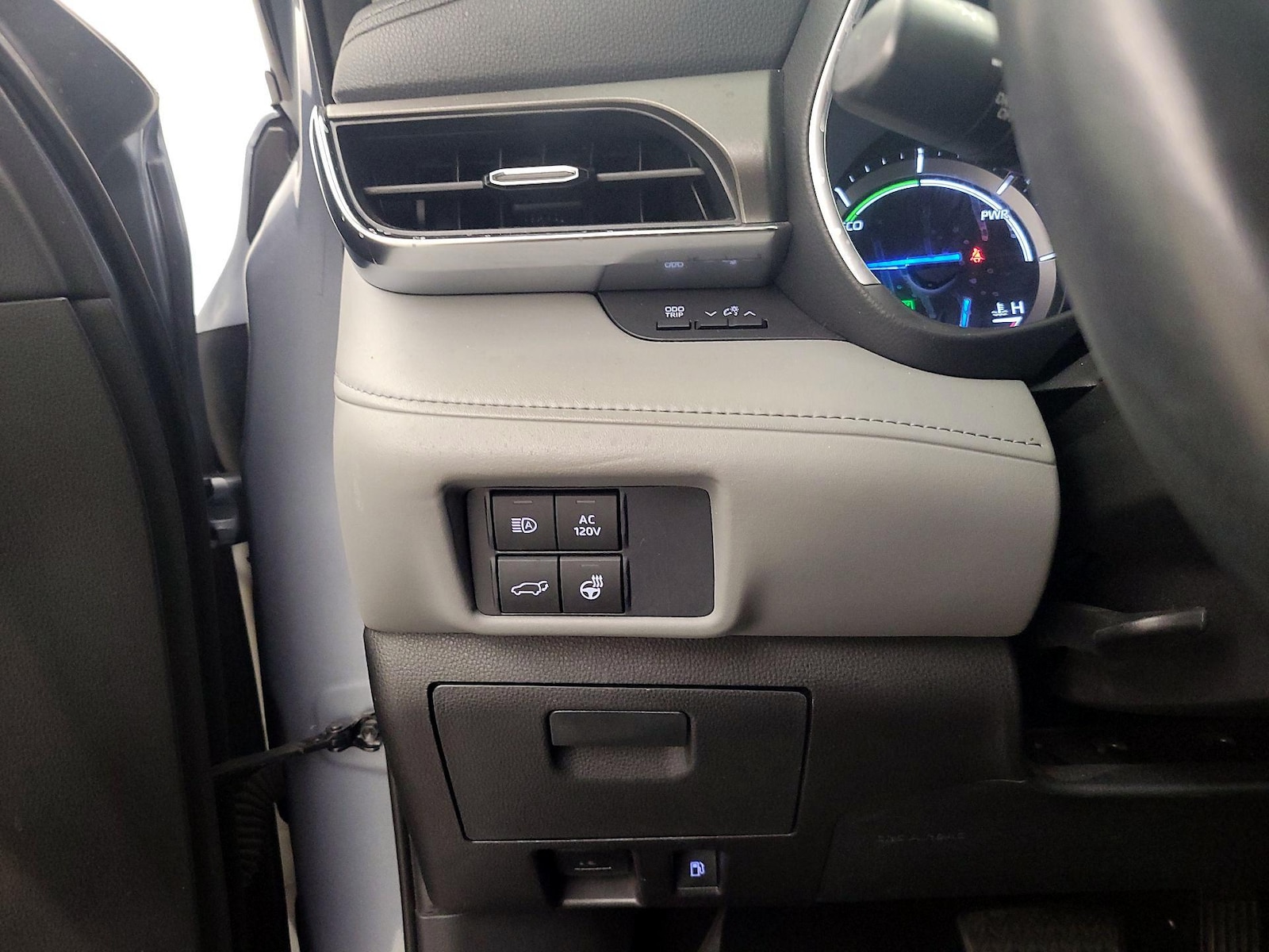 2021 Toyota Highlander Limited - Photo 14