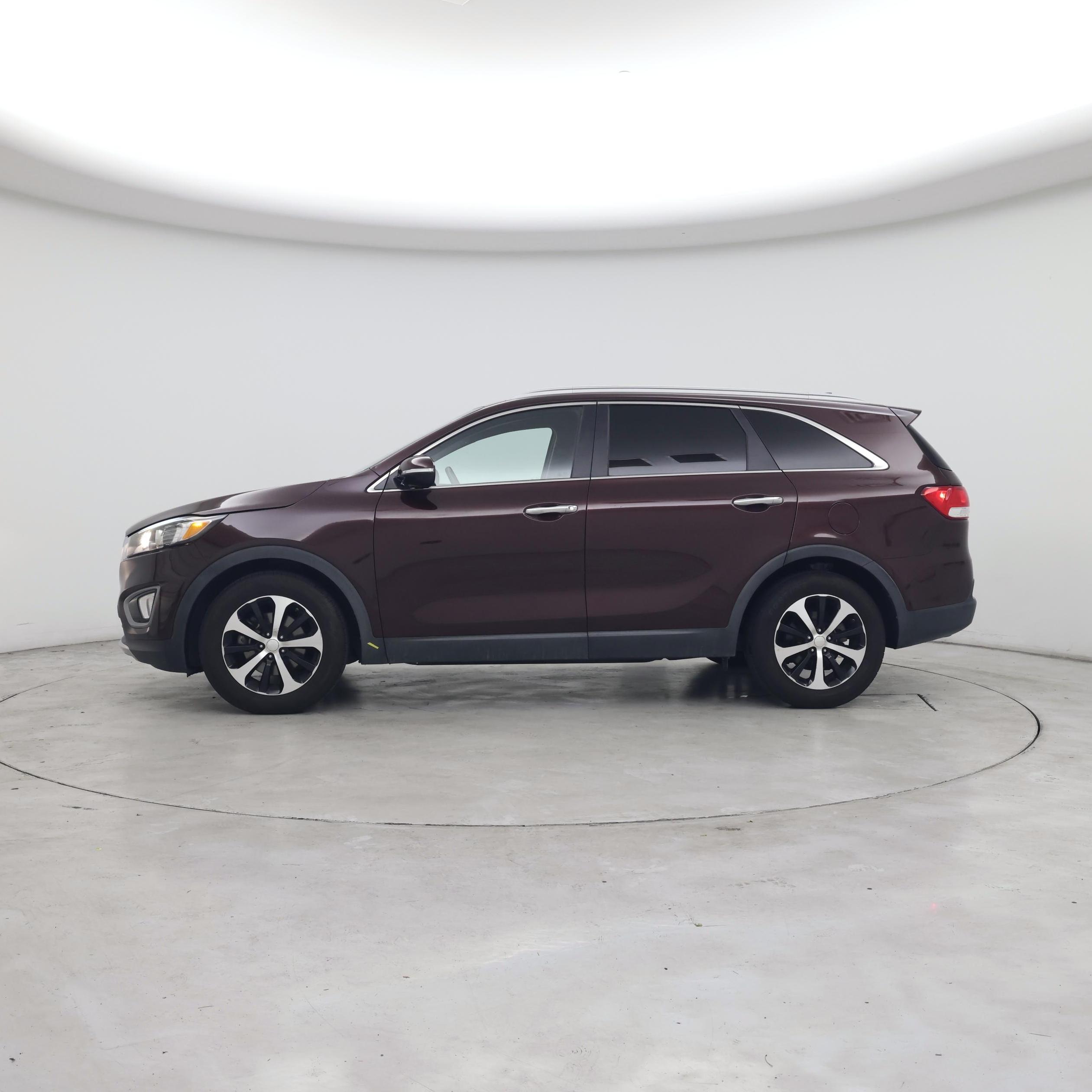 Thumbnail: 2016 Kia Sorento - 3