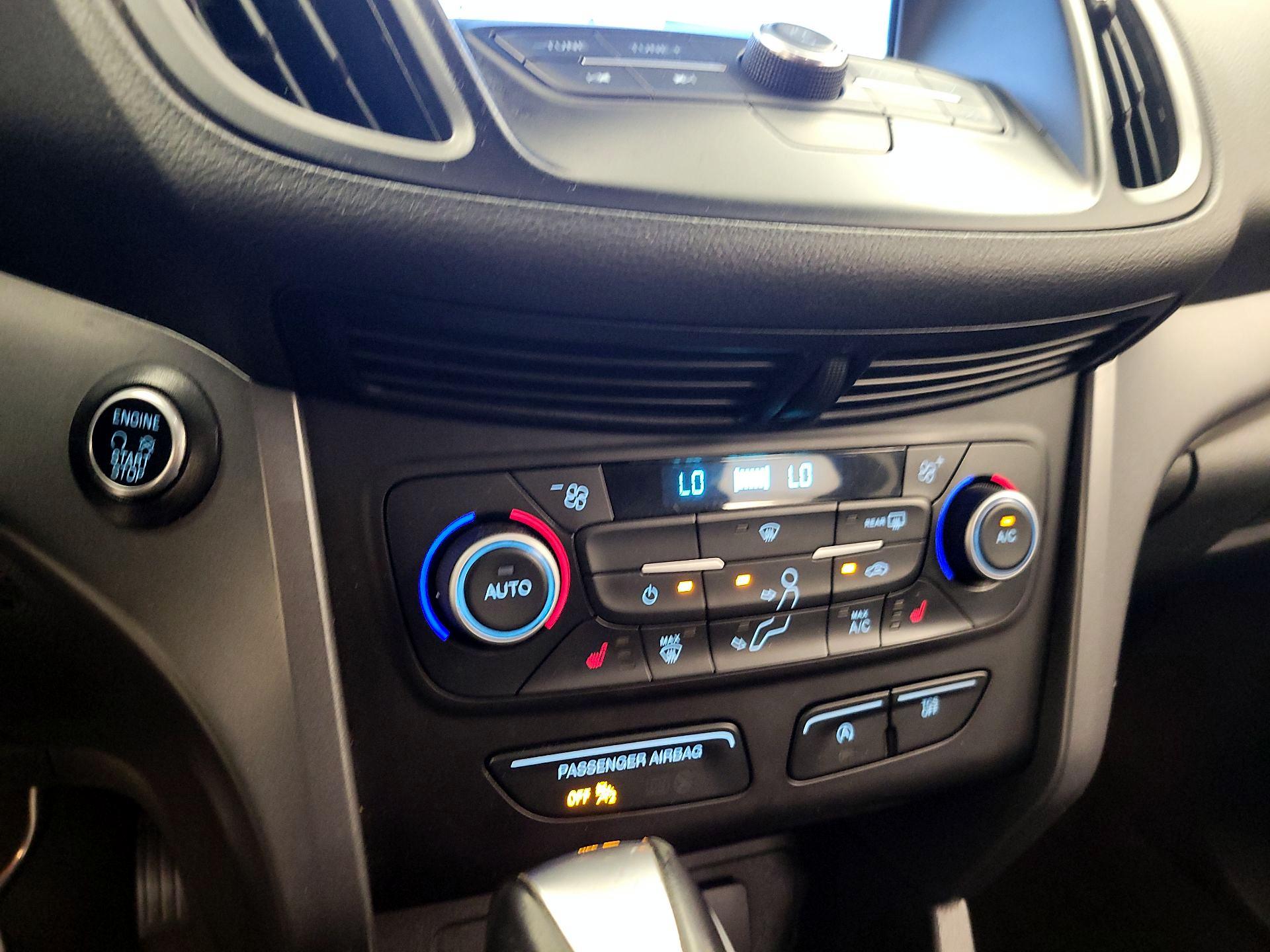 Thumbnail: 2019 Ford Escape - 16
