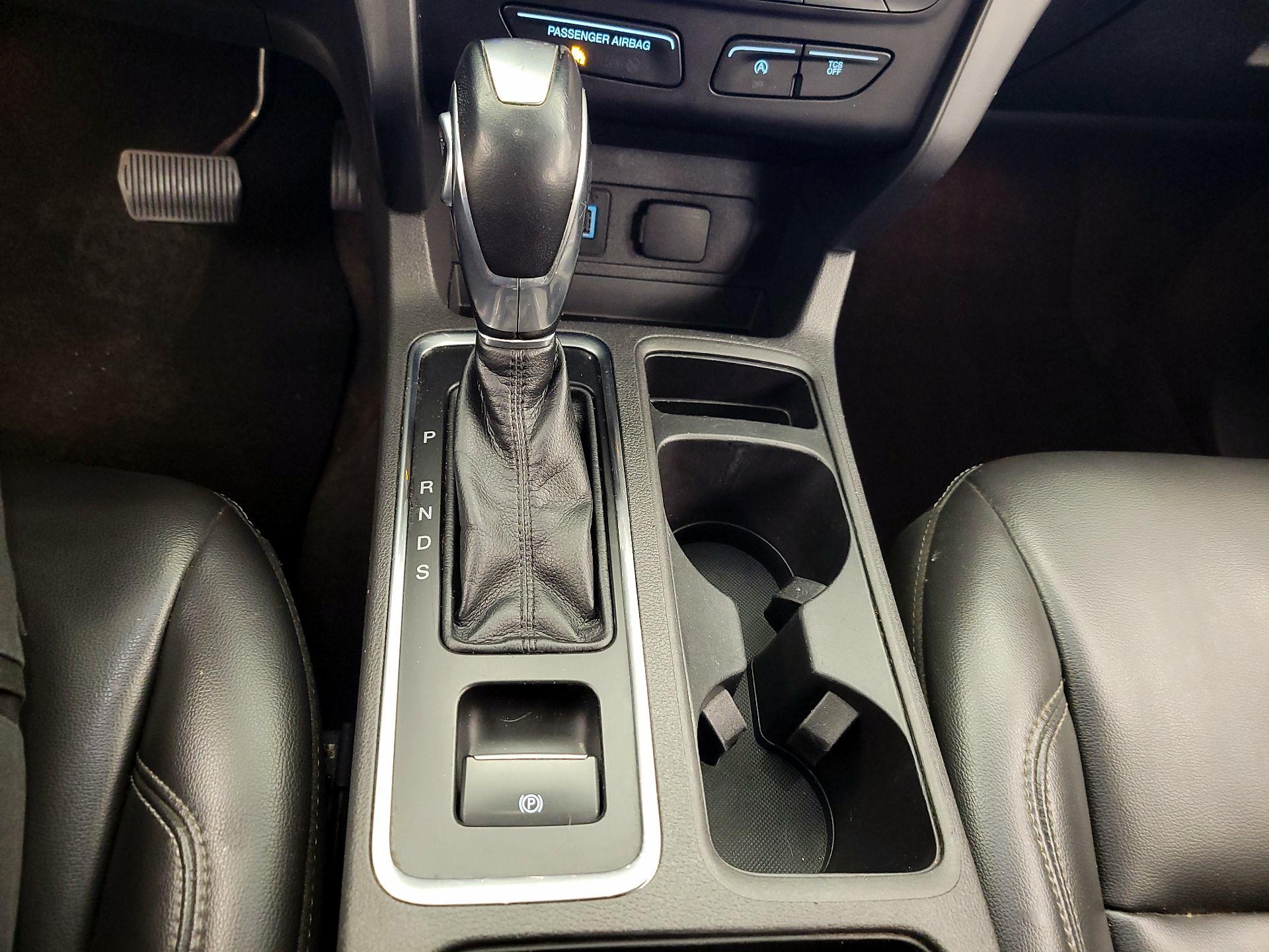Thumbnail: 2019 Ford Escape - 17