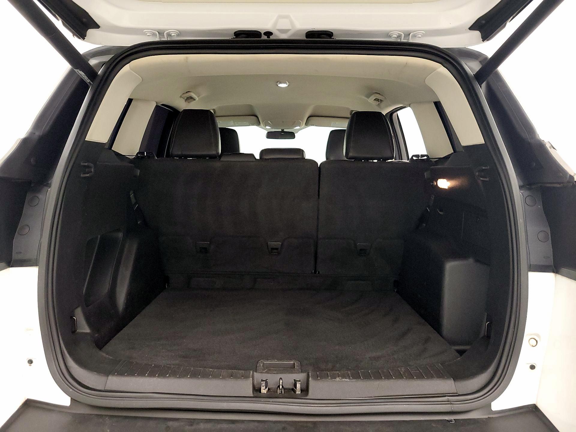 Thumbnail: 2019 Ford Escape - 20