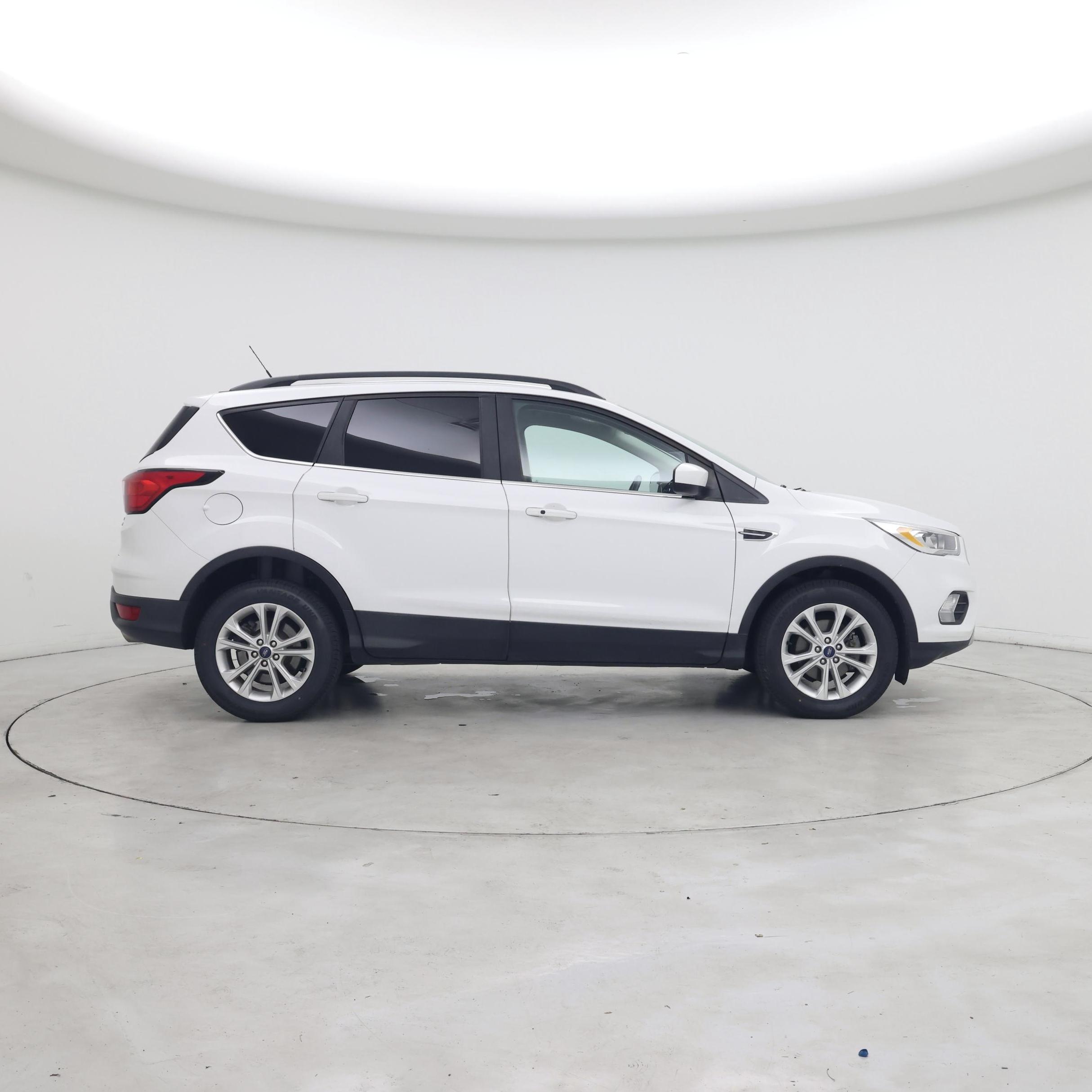 Thumbnail: 2019 Ford Escape - 7