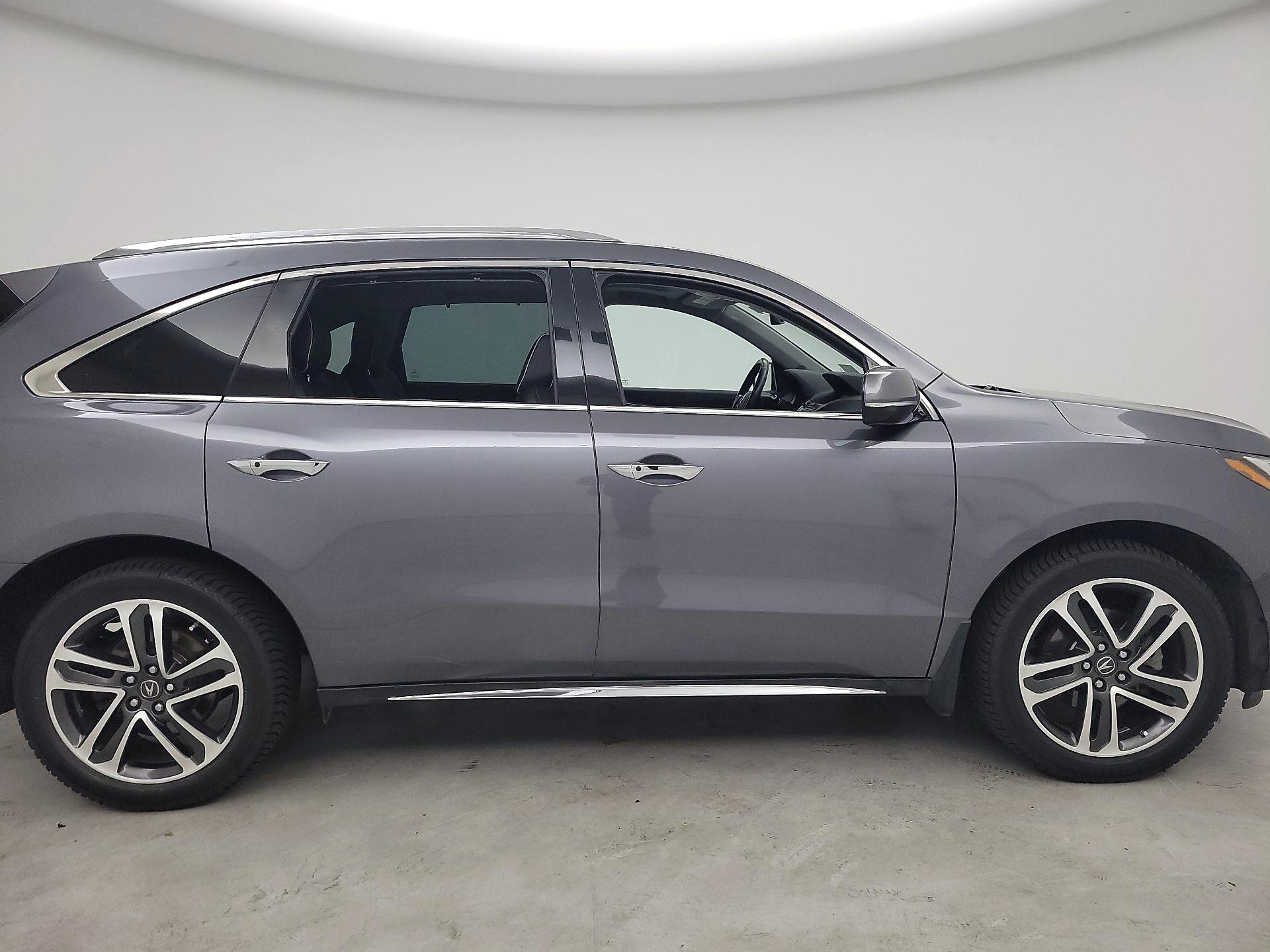 Thumbnail: 2017 Acura MDX - 4