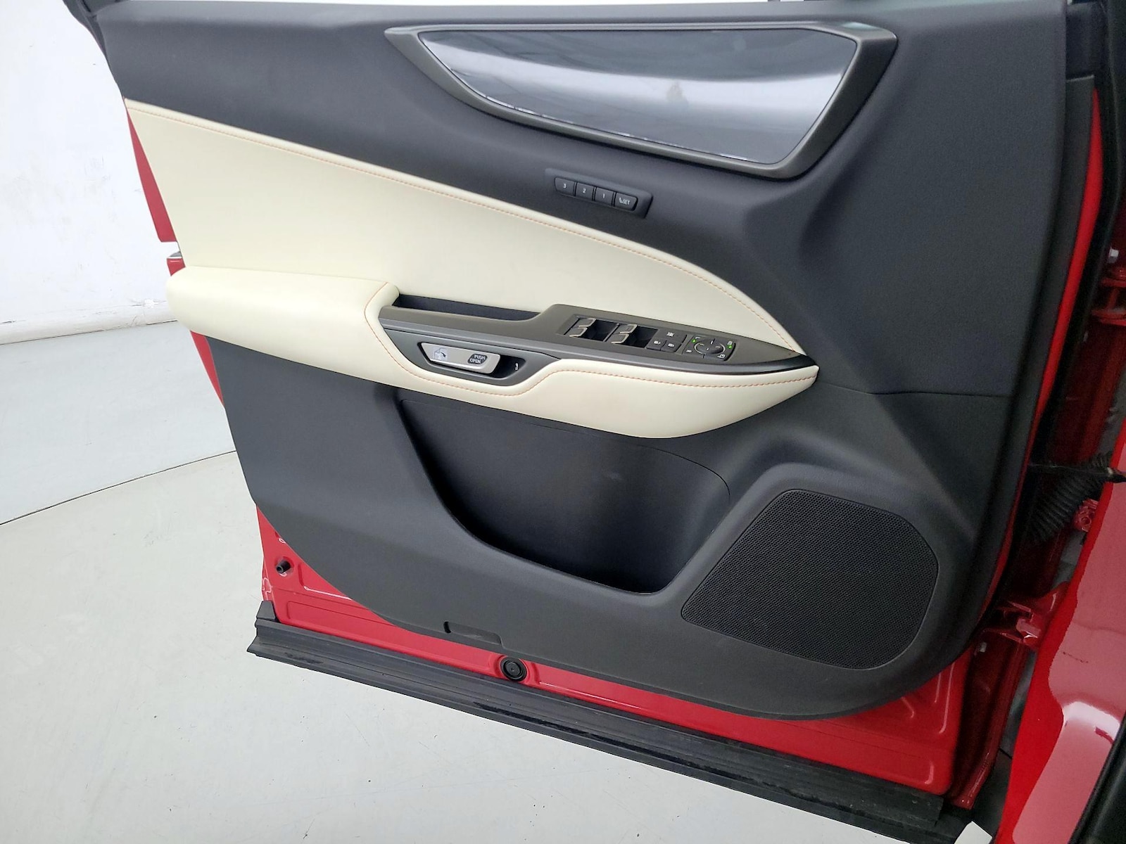 2024 Lexus NX 350 - Photo 13