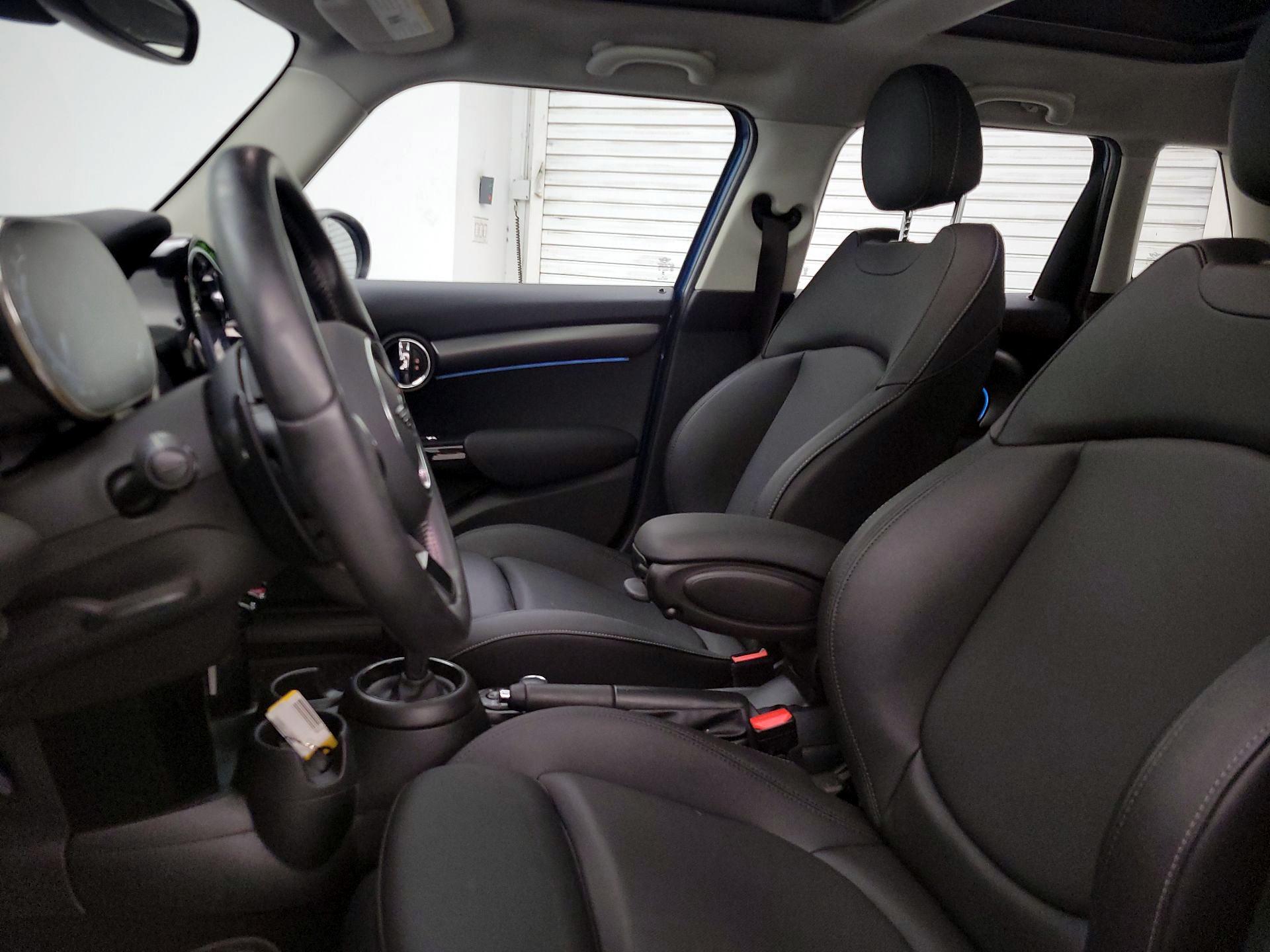 Thumbnail: 2024 MINI Cooper Hardtop - 11
